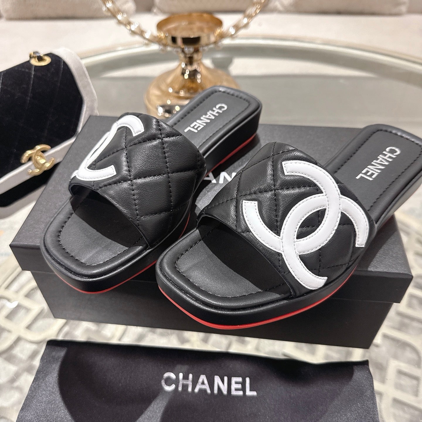 CC 26s Platform Slippers Black White Sheepskin 627072