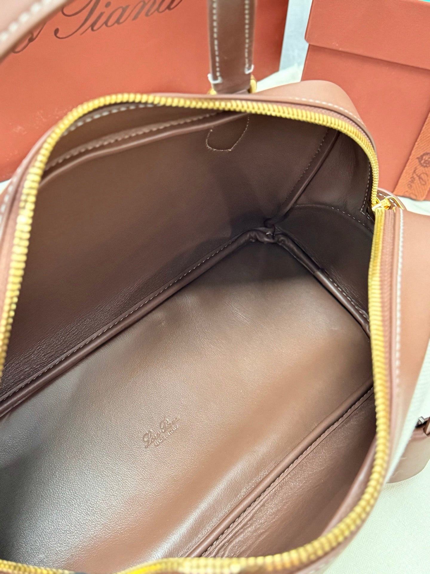LP 2026 Needle Bag 31cm Natural/Caramel Sugar/Sun Gold Cotton Leather