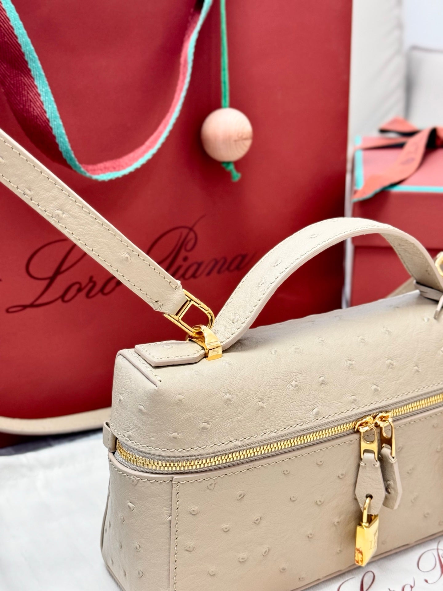 LP 2026 Extra Bag L23 Beige Ostrich Leather With Gold Hardware