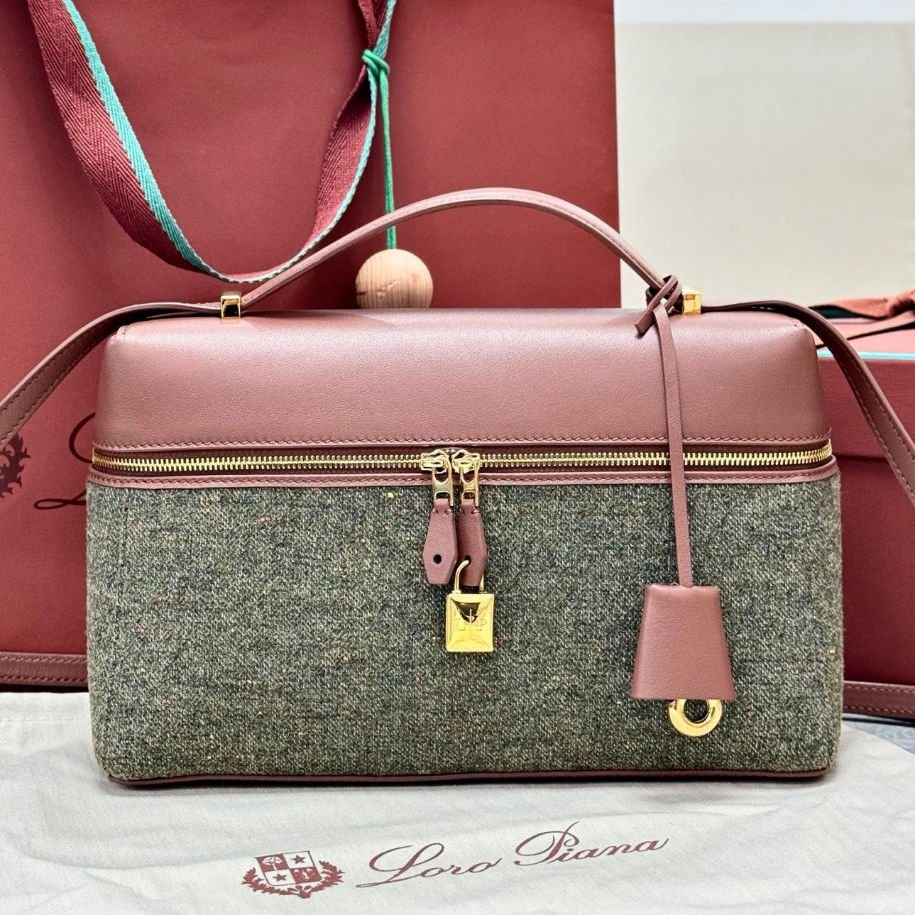 LP 2026 Extra Bag L27 Countryside Sage mix Burnt Tan Wool Leather