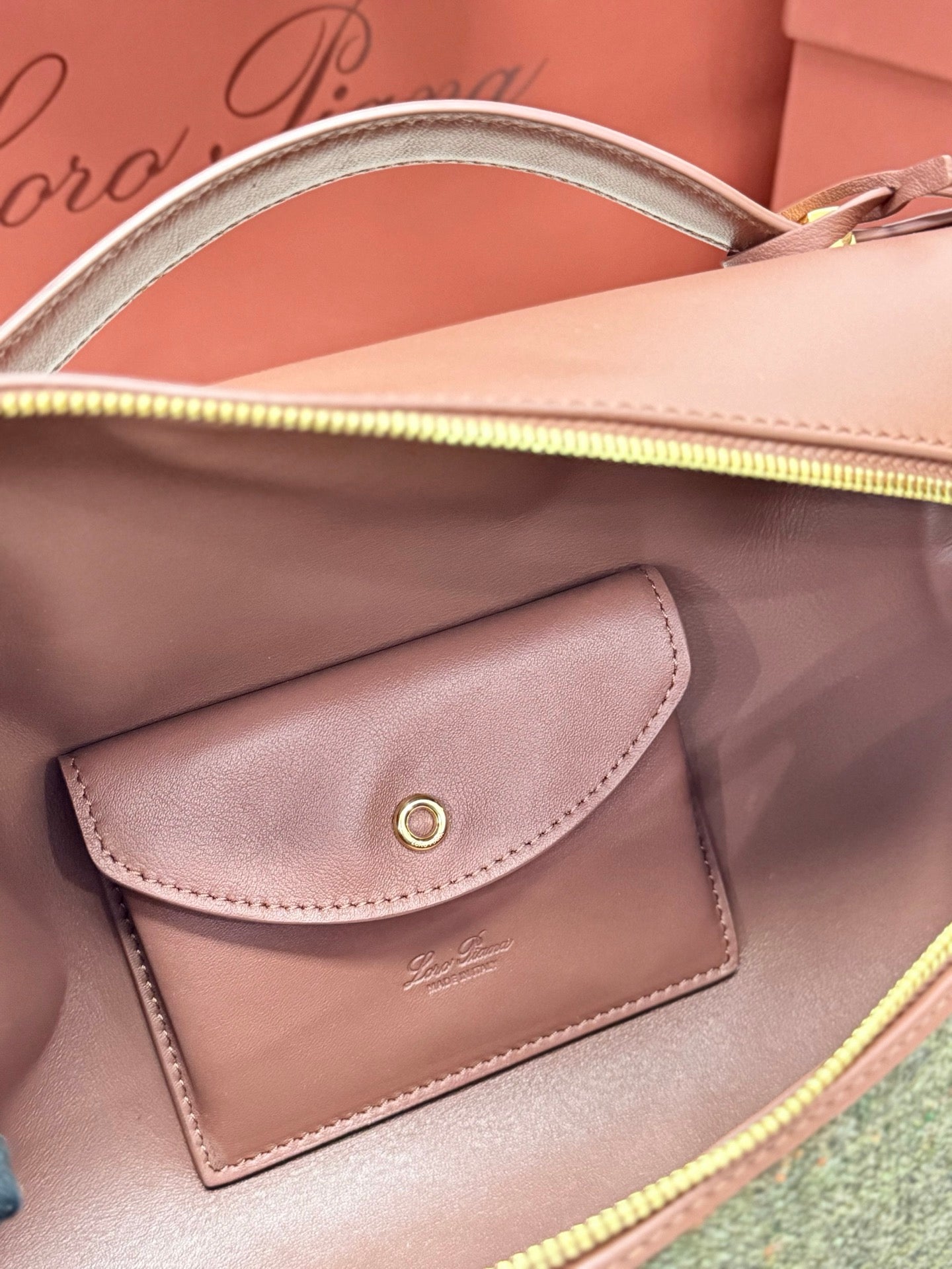 LP 2026 Extra Bag L27 Countryside Sage mix Burnt Tan Wool Leather