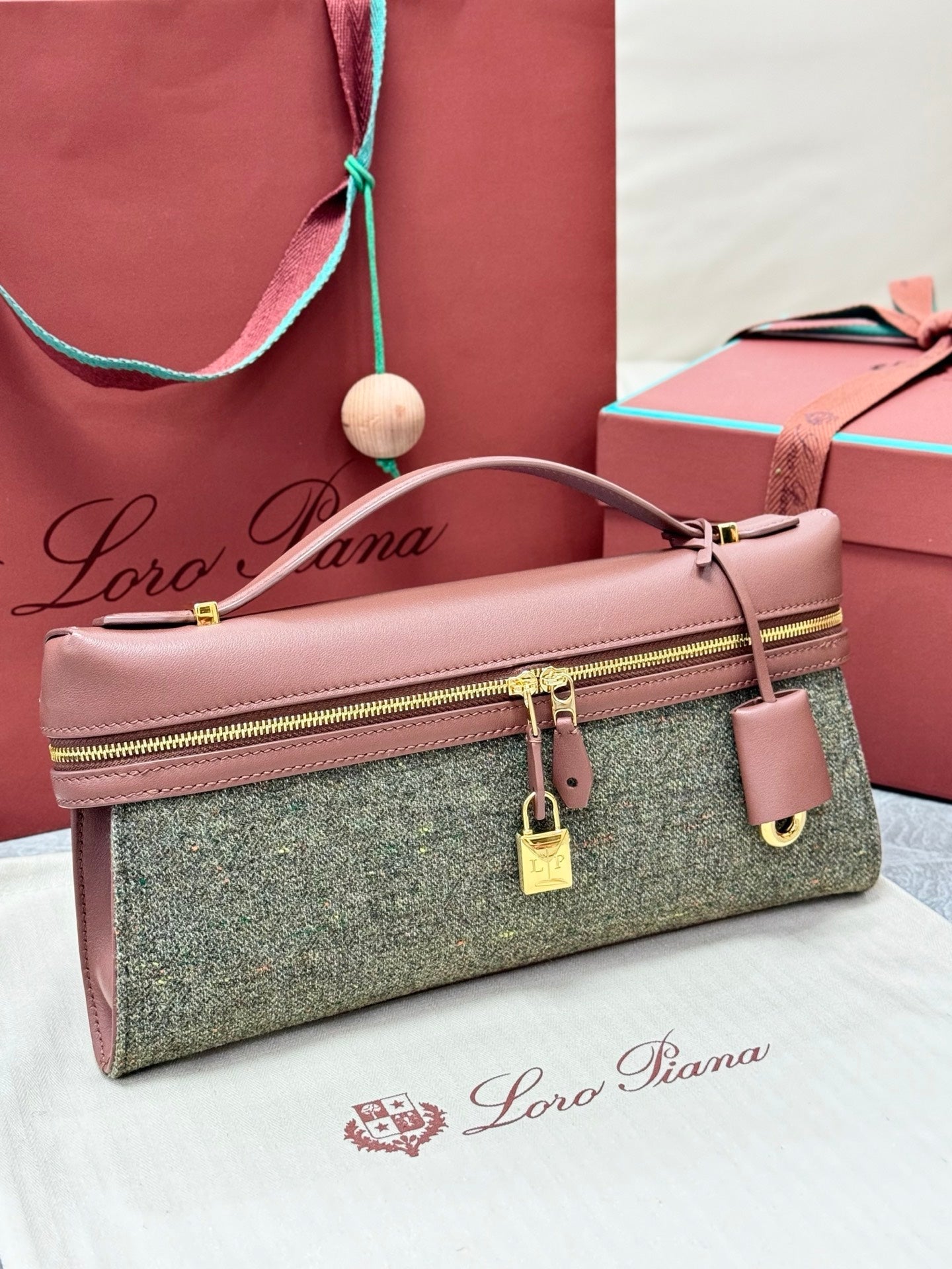 LP 2026 Extra Bag L29 Countryside Sage mix Burnt Tan Wool Leather