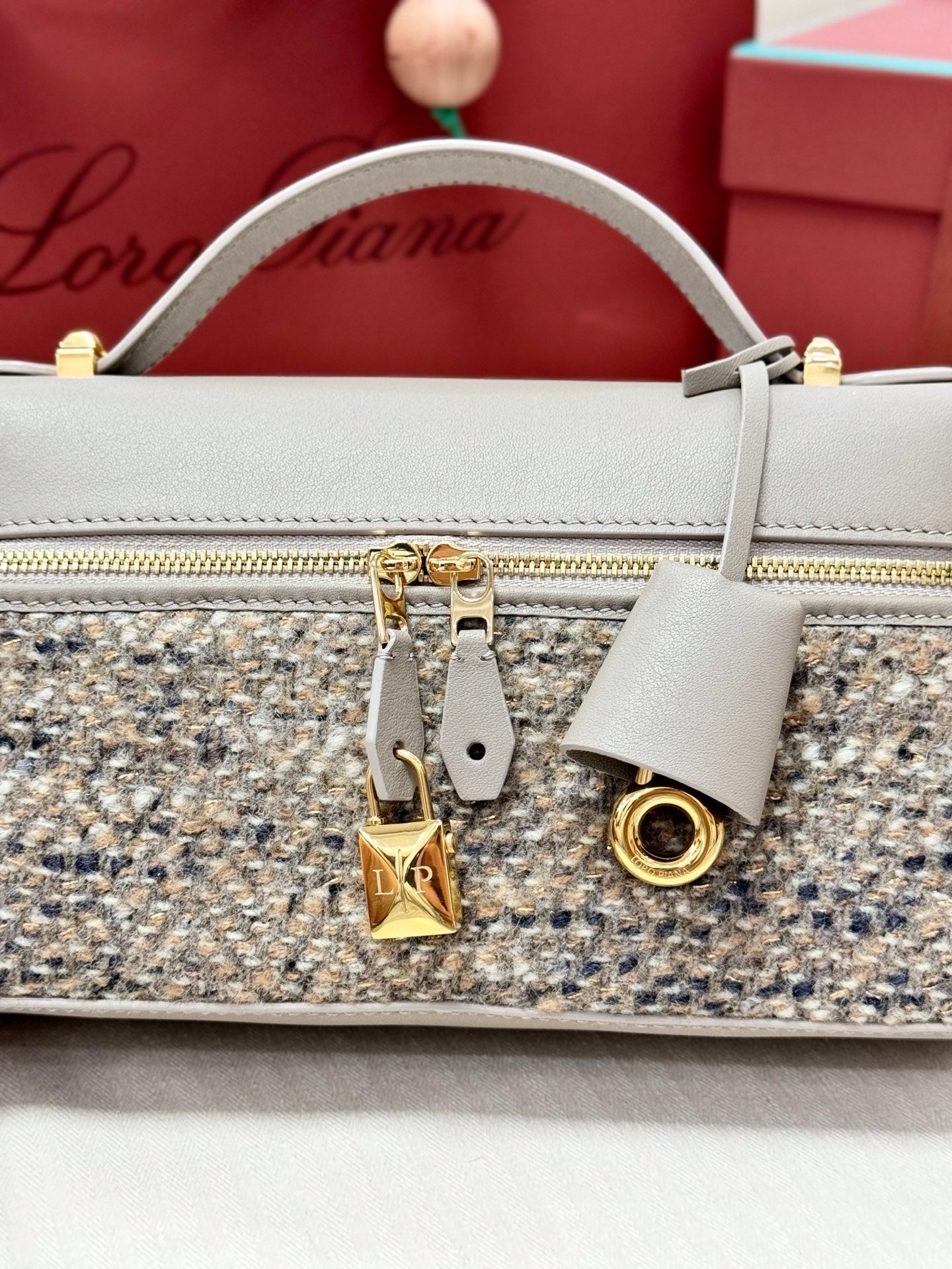 LP 2026 Extra Bag L23 Cream White mix Mild Brown Wool Leather