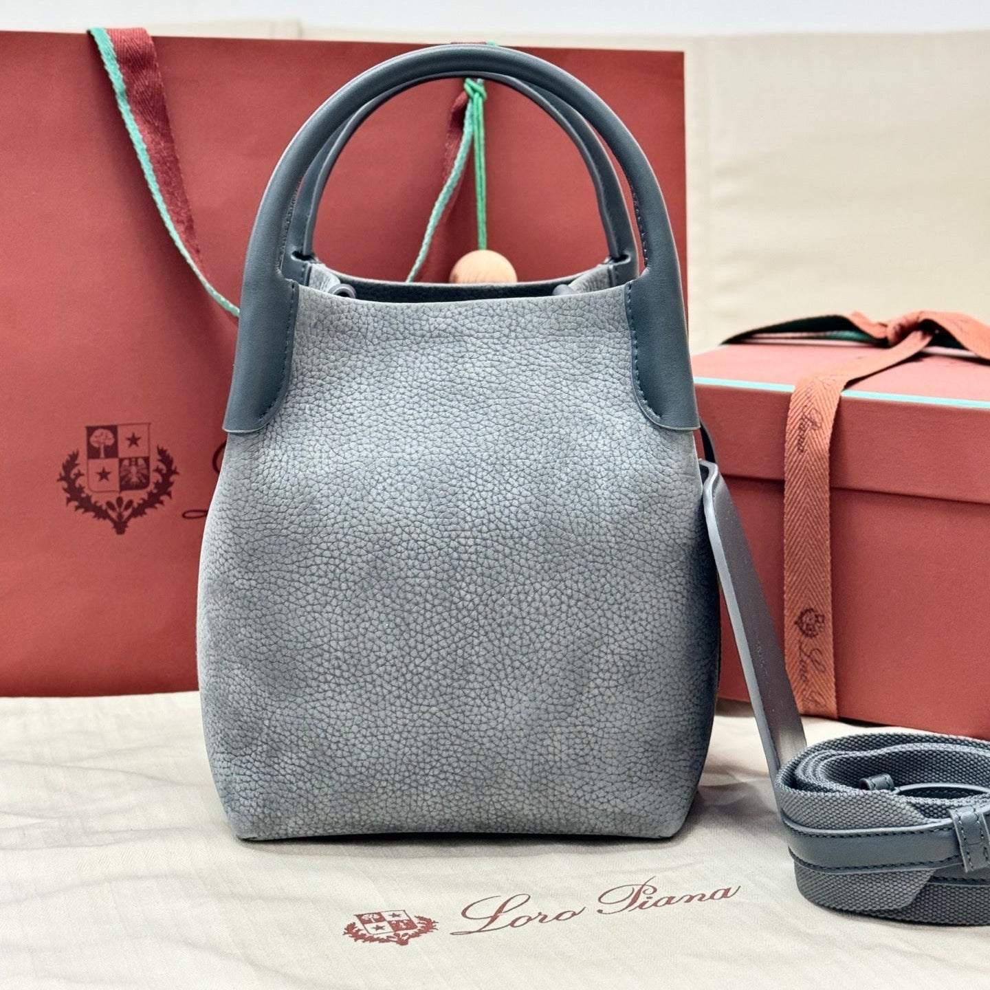 LP 2026 Bale Bucket Bag 21cm Blue-green Cowhide