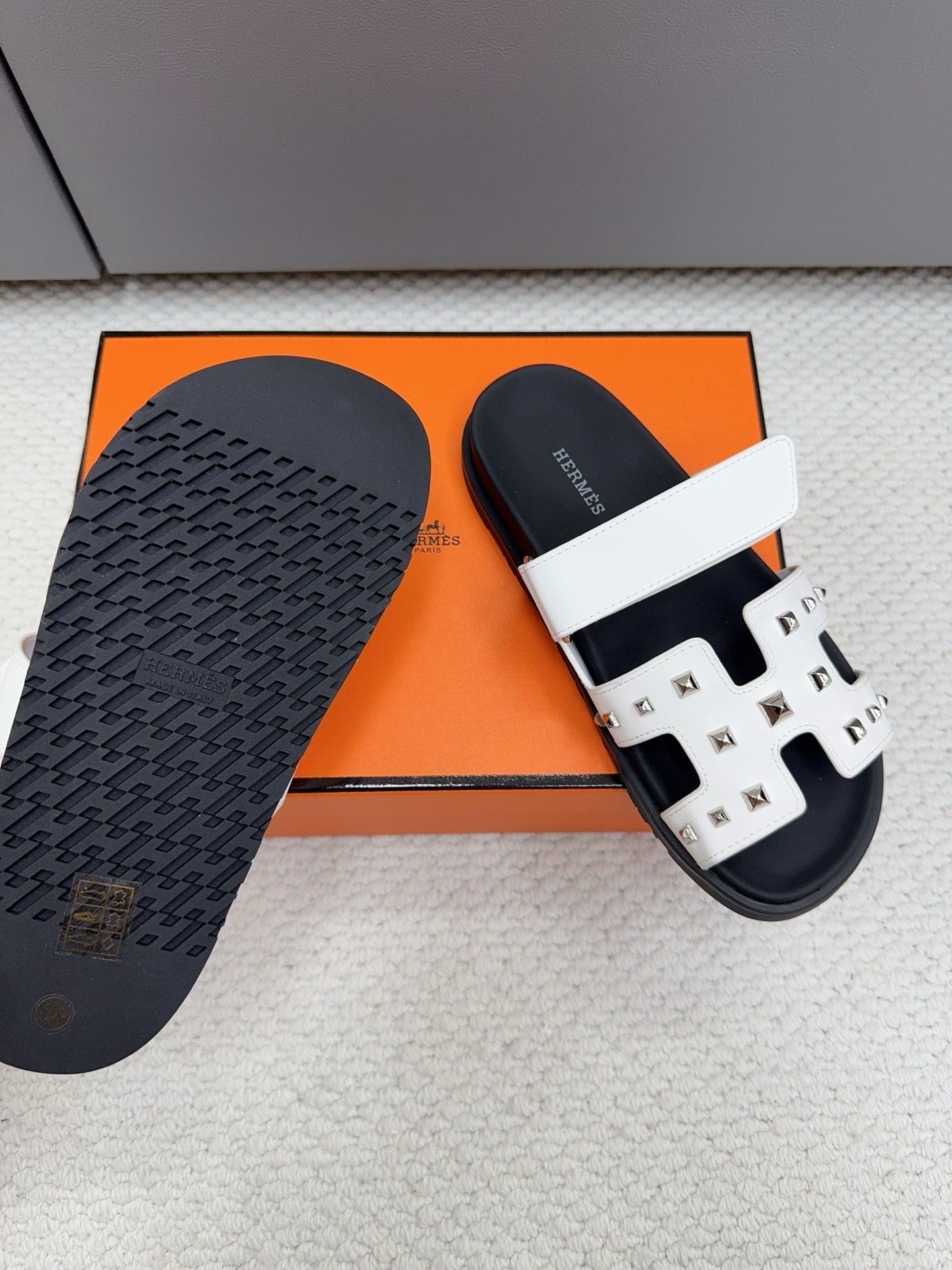 Hermes 2026 Chypre Sandal With Studs Cowhide 779049