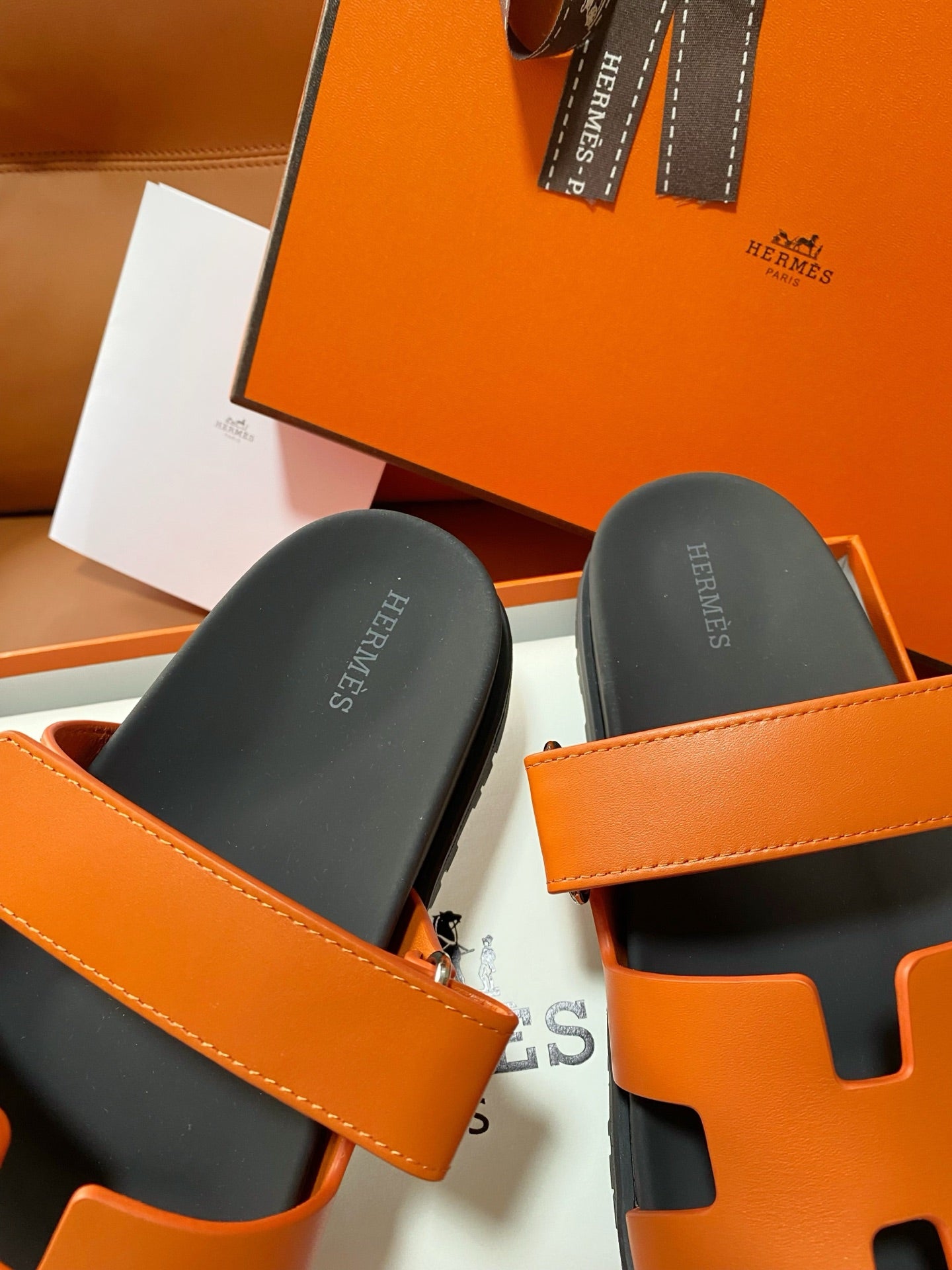 Hermes 2026 Chypre Sandal Calfskin 664459