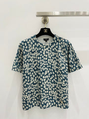 Chanel T-shirts and cut-and-sewn tops  229466