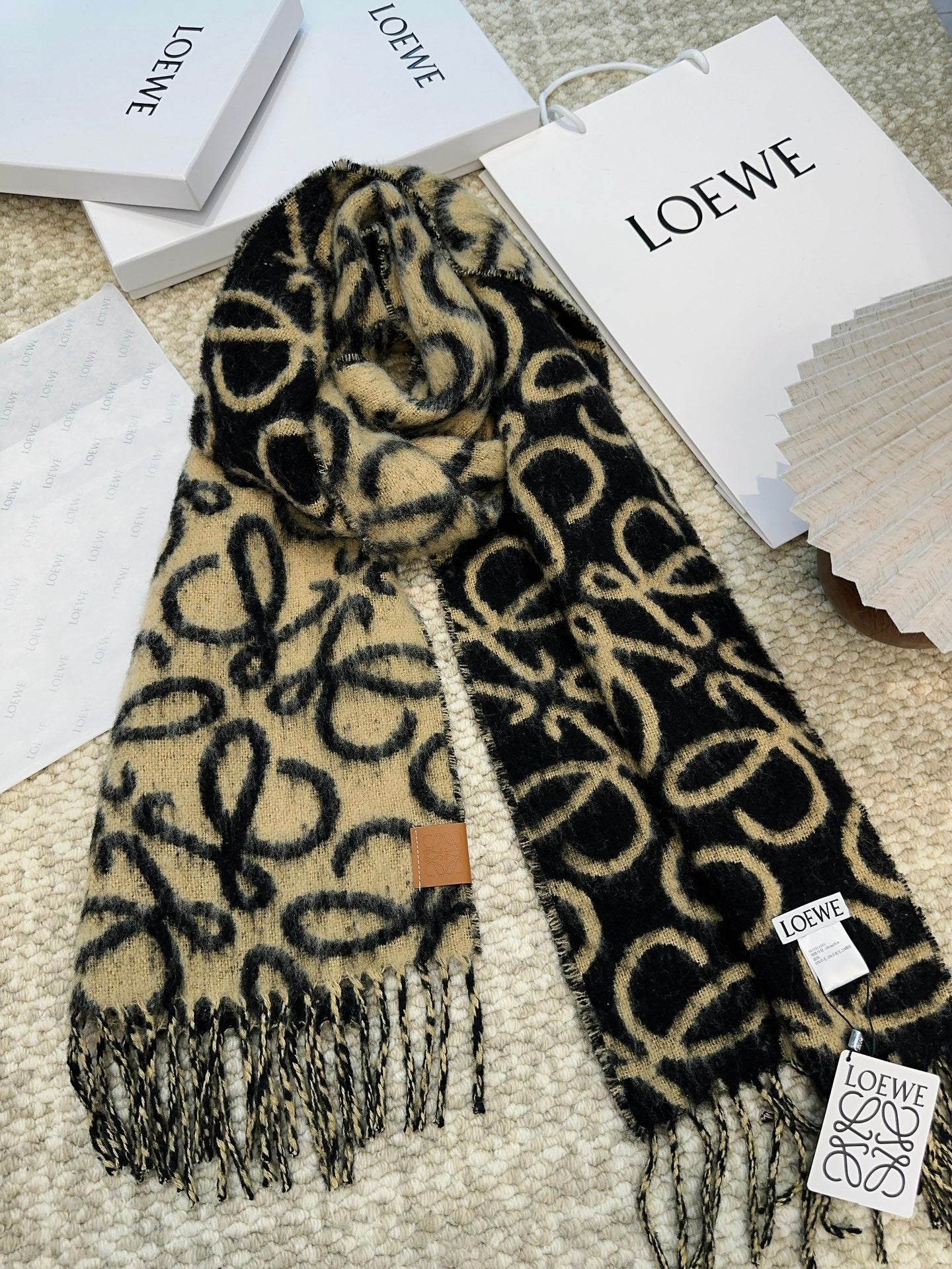 Loewe Scarf 180CM  Black Beige Wool Cashmere 968582