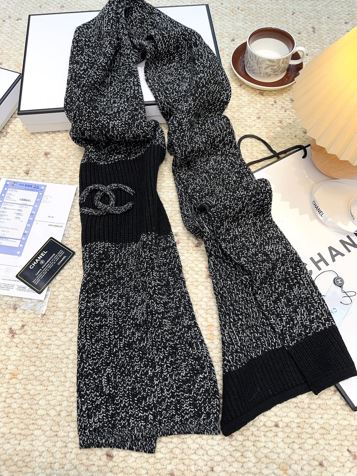 CC 25 Classic Scarf 175cm Black Wool 971060
