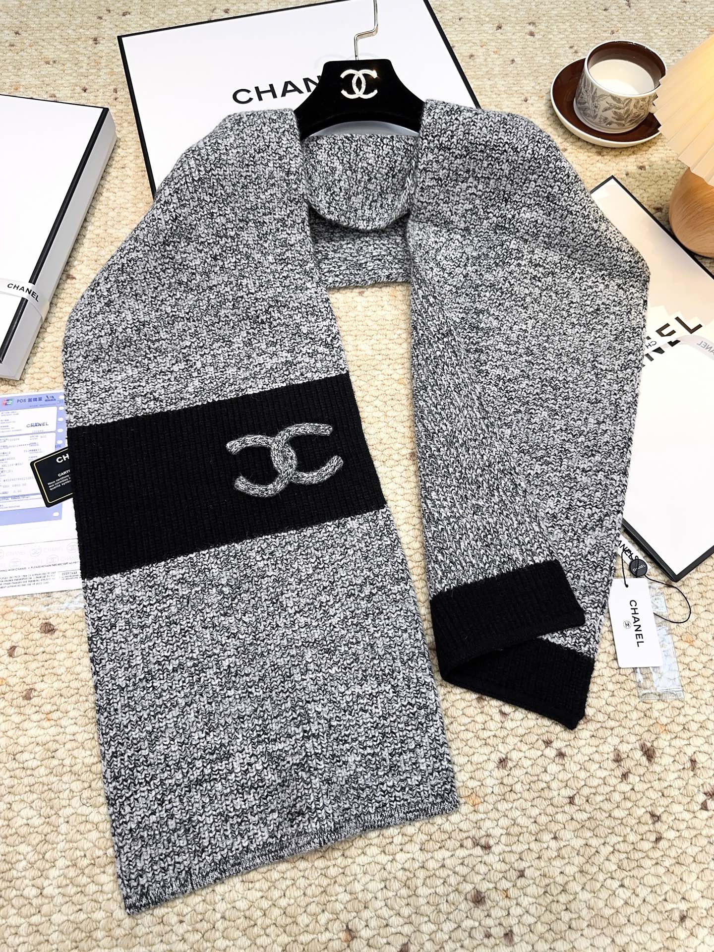 CC 25 Classic Scarf 175cm Light Gray Black Wool 971058