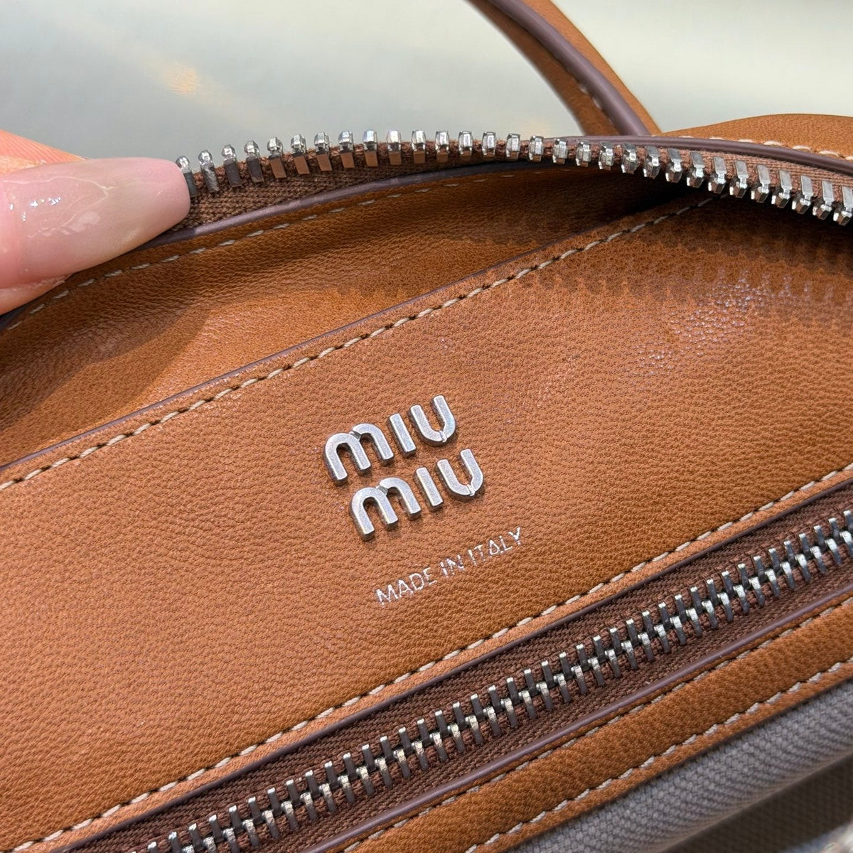 MiuMiu 2026 Vivant Bag Cognac Brown Leather
