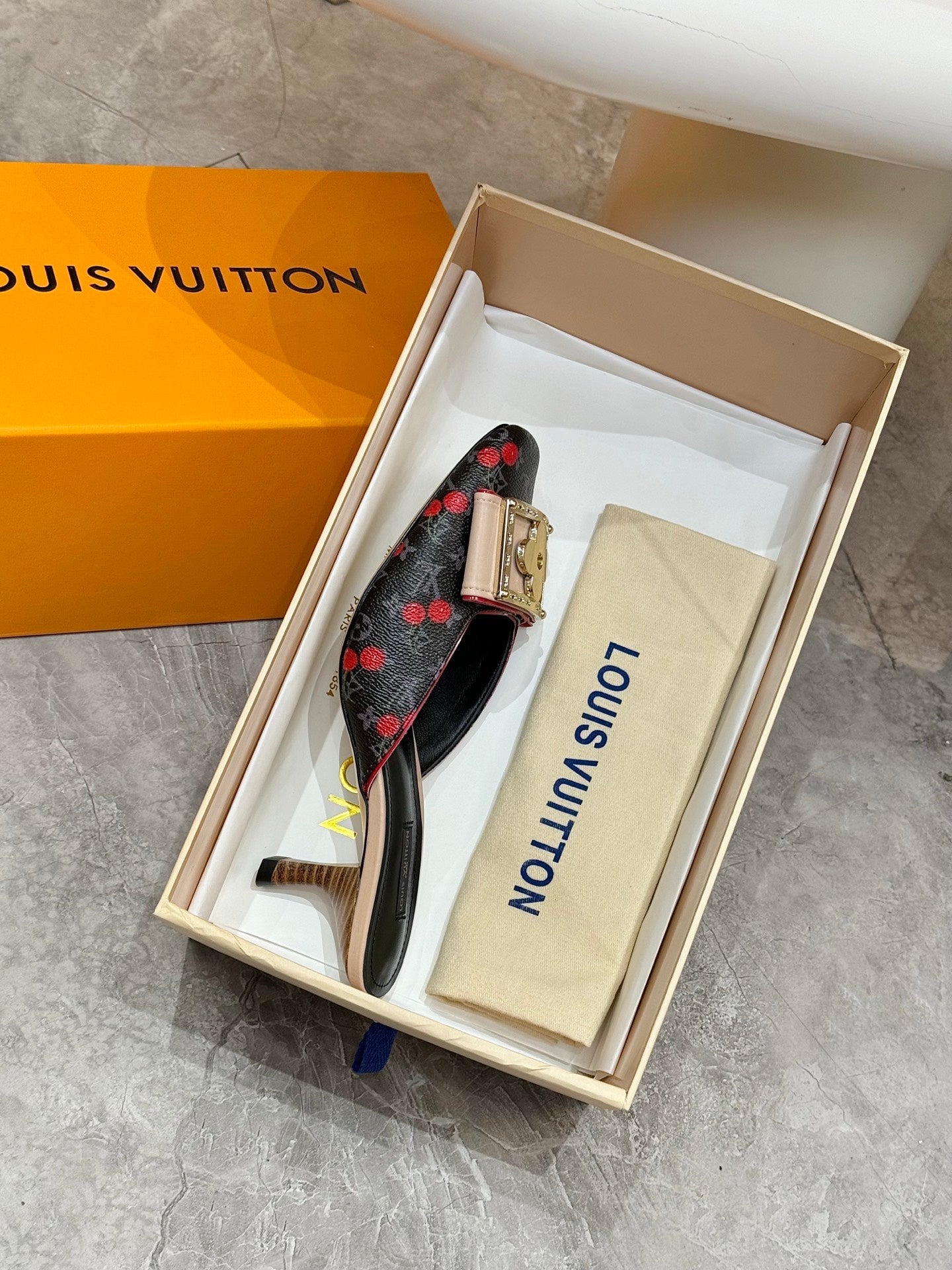 LV 26ss High-Heeled Mules 60 Black Cherry Monogram Cowhide 664890