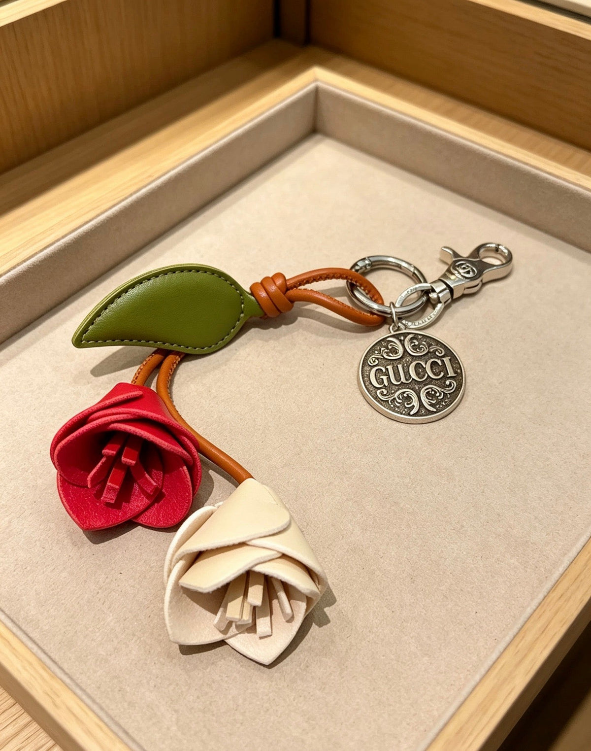 Gucci Roses Charm