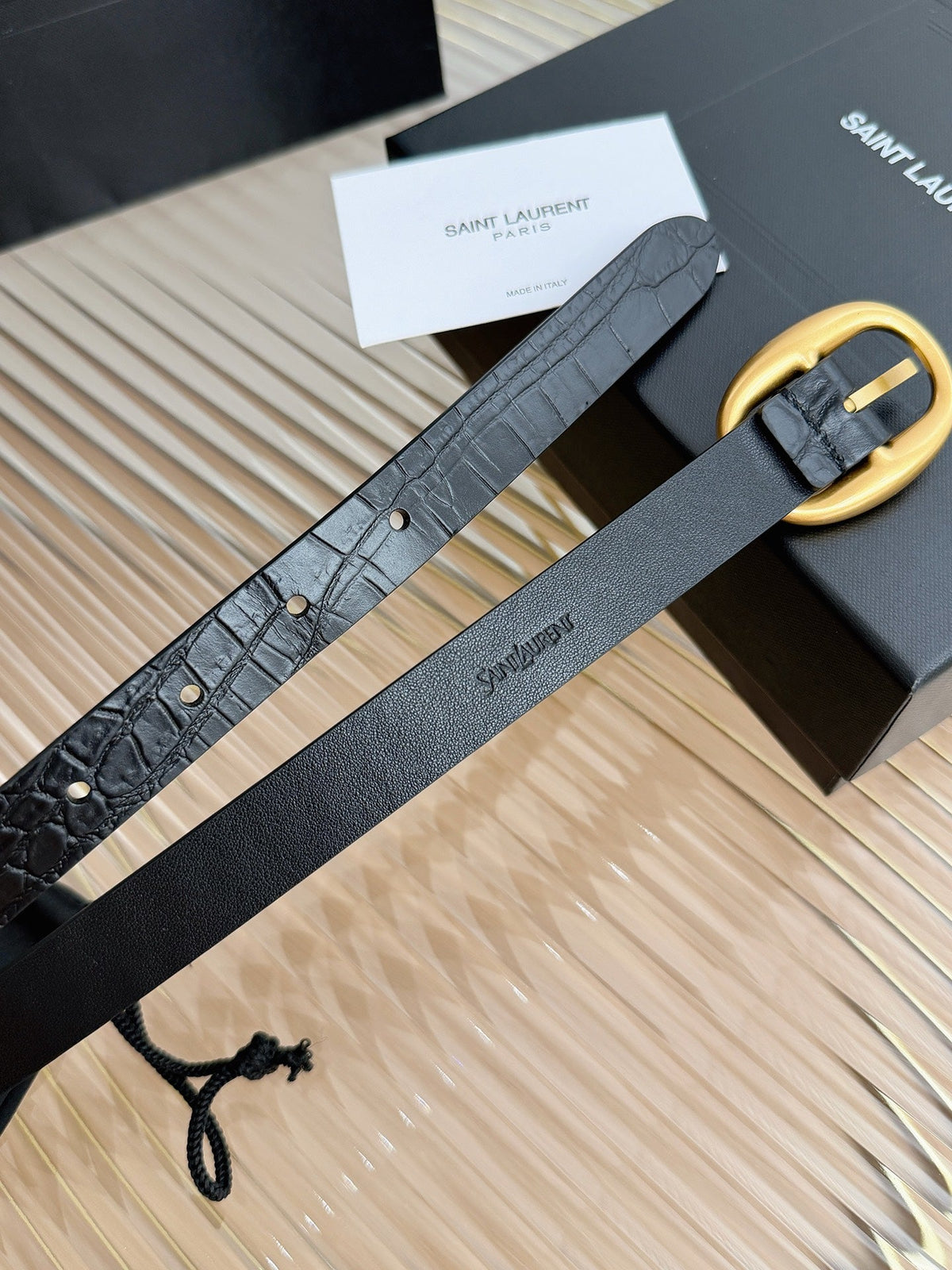 Saint Laurent 2026 Oval Buckle Thin Belt 20mm Leather 219778
