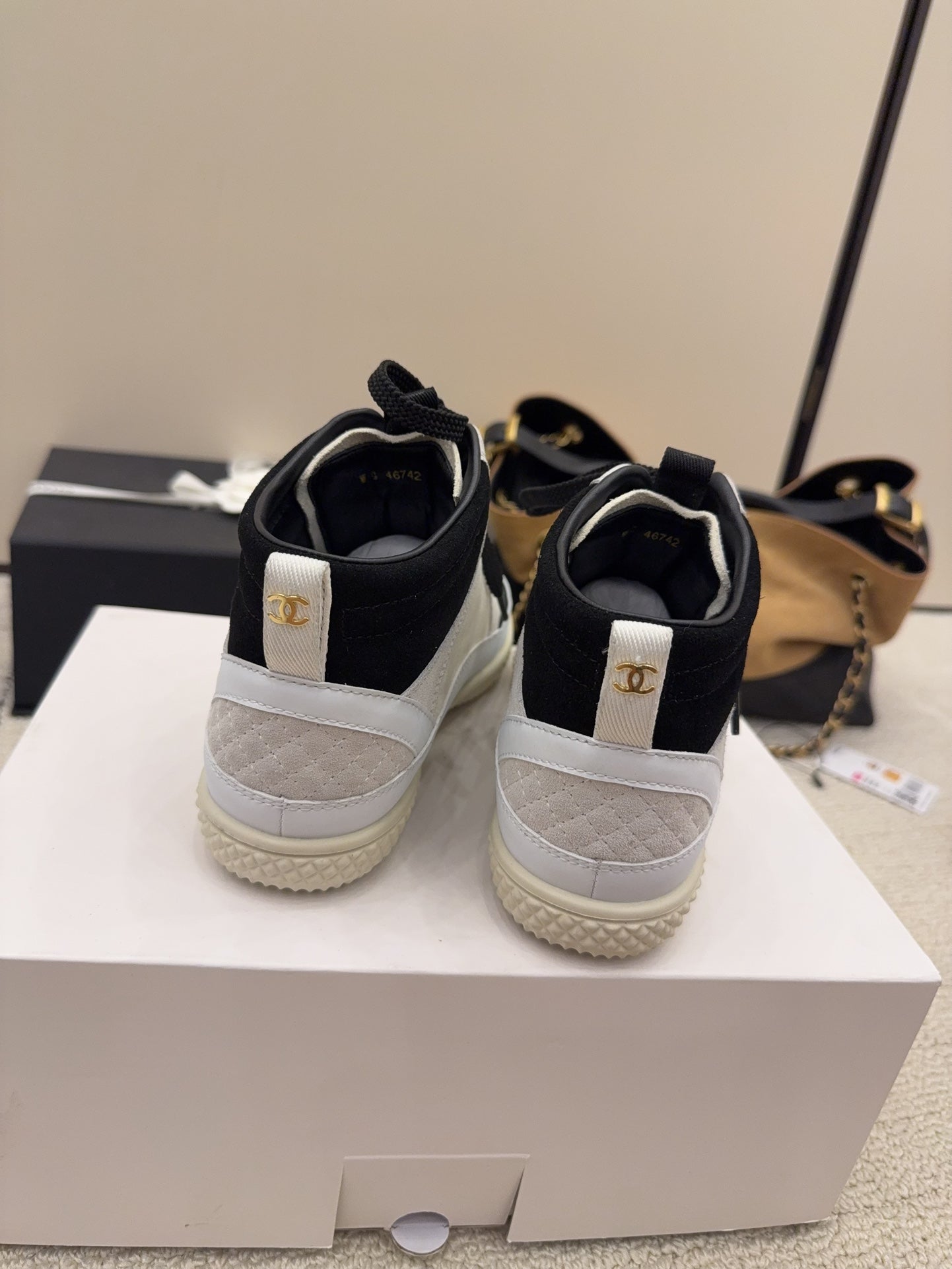 CC 26 High-top Sneaker White mix Black Suede 589099