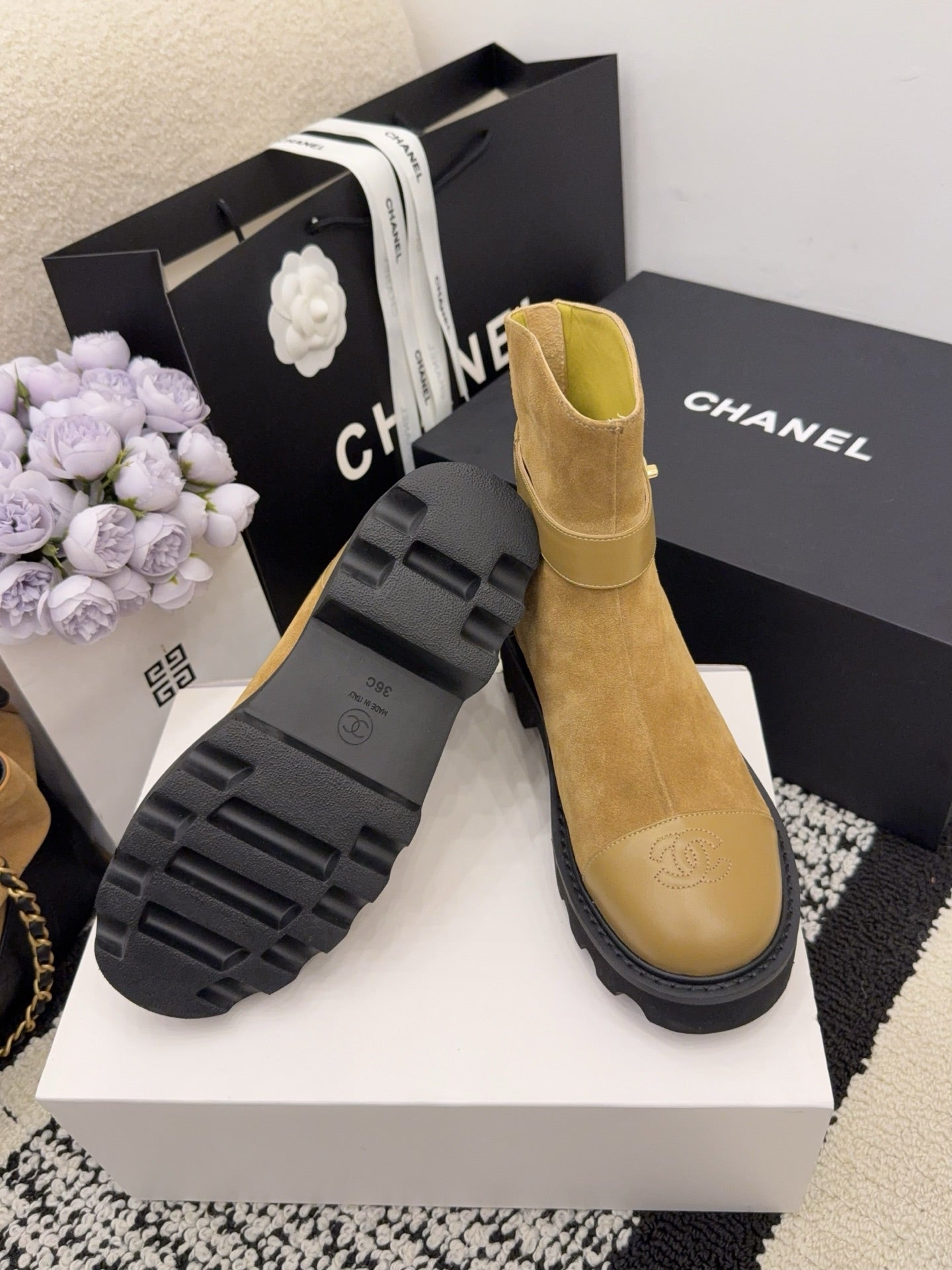 CC 26 Boot With Lug Sole Tan Black Suede Leather 588679