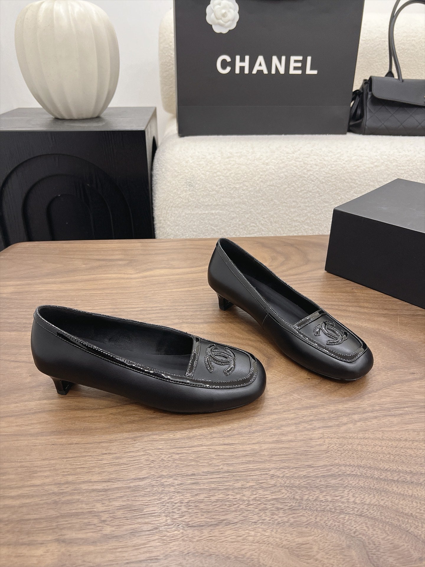Chanel 2026 Square Toe Pump Lambskin 191779