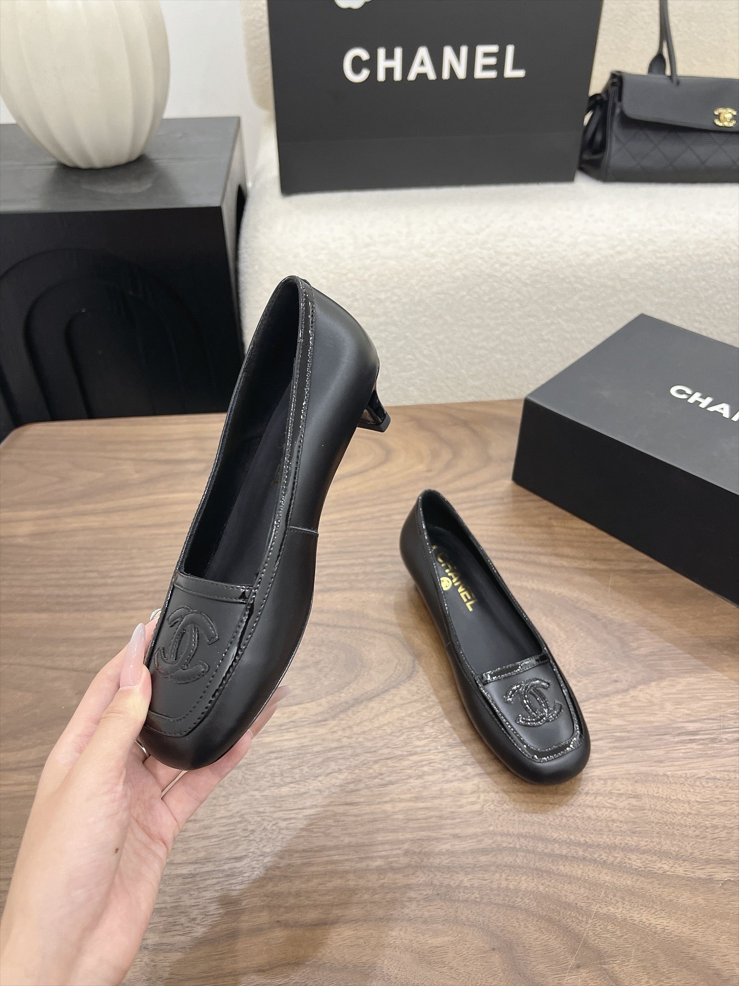 Chanel 2026 Square Toe Pump Lambskin 191779