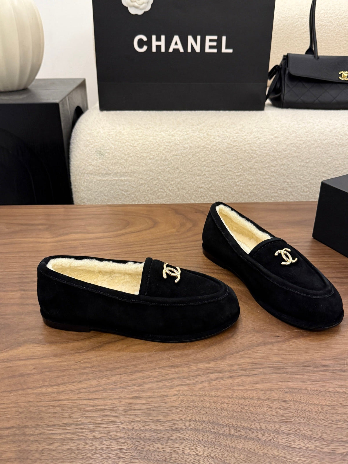 Chanel 2026 Interlocking CC Logo Loafers Suede And Wool 122686