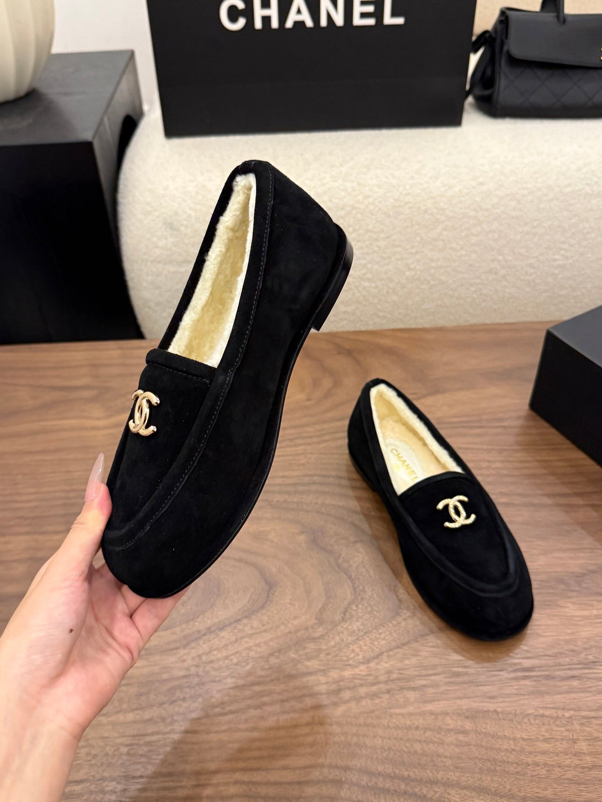Chanel 2026 Interlocking CC Logo Loafers Suede And Wool 122686