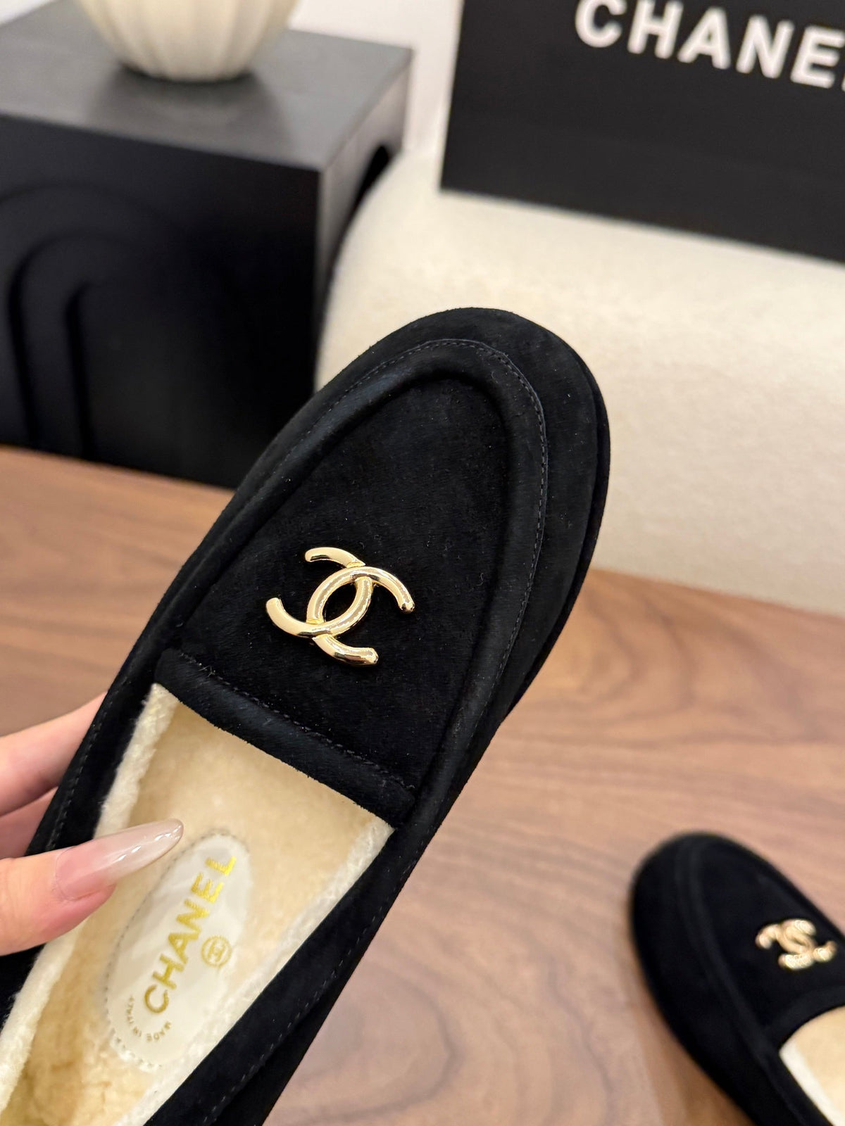 Chanel 2026 Interlocking CC Logo Loafers Suede And Wool 122686