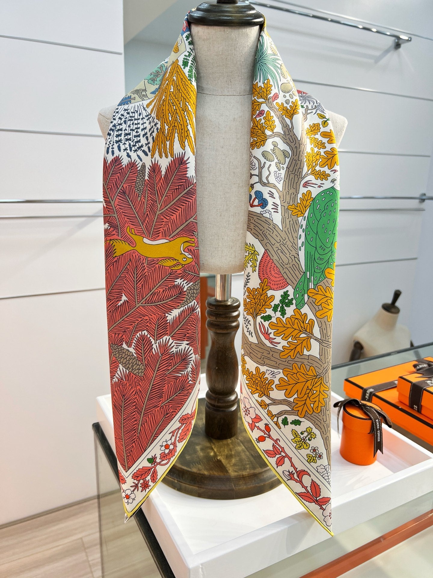 HM 26s Double-sided Scarf 90 Pink Yellow Colorful Mulberry Silk 152369