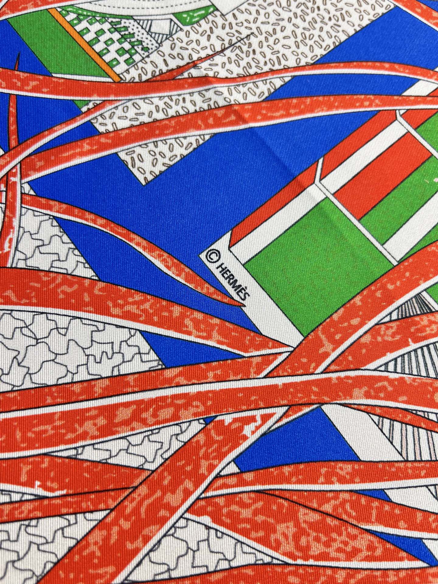 HM 26s Knitting Scarf 90 Red Blue Colorful Mulberry Silk 148044