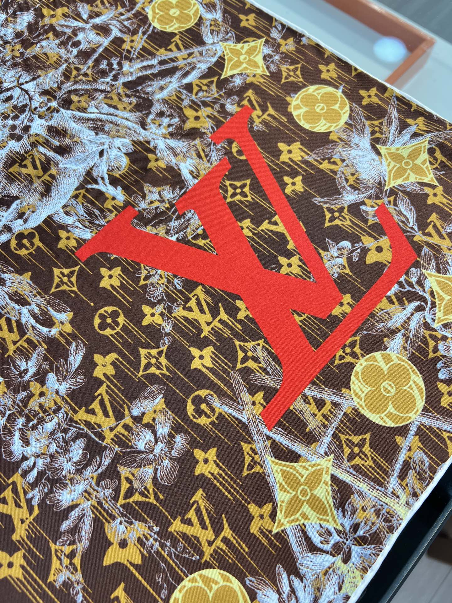 LV Double Sided Scarf 90 Brown Red Mulberry Silk 168820