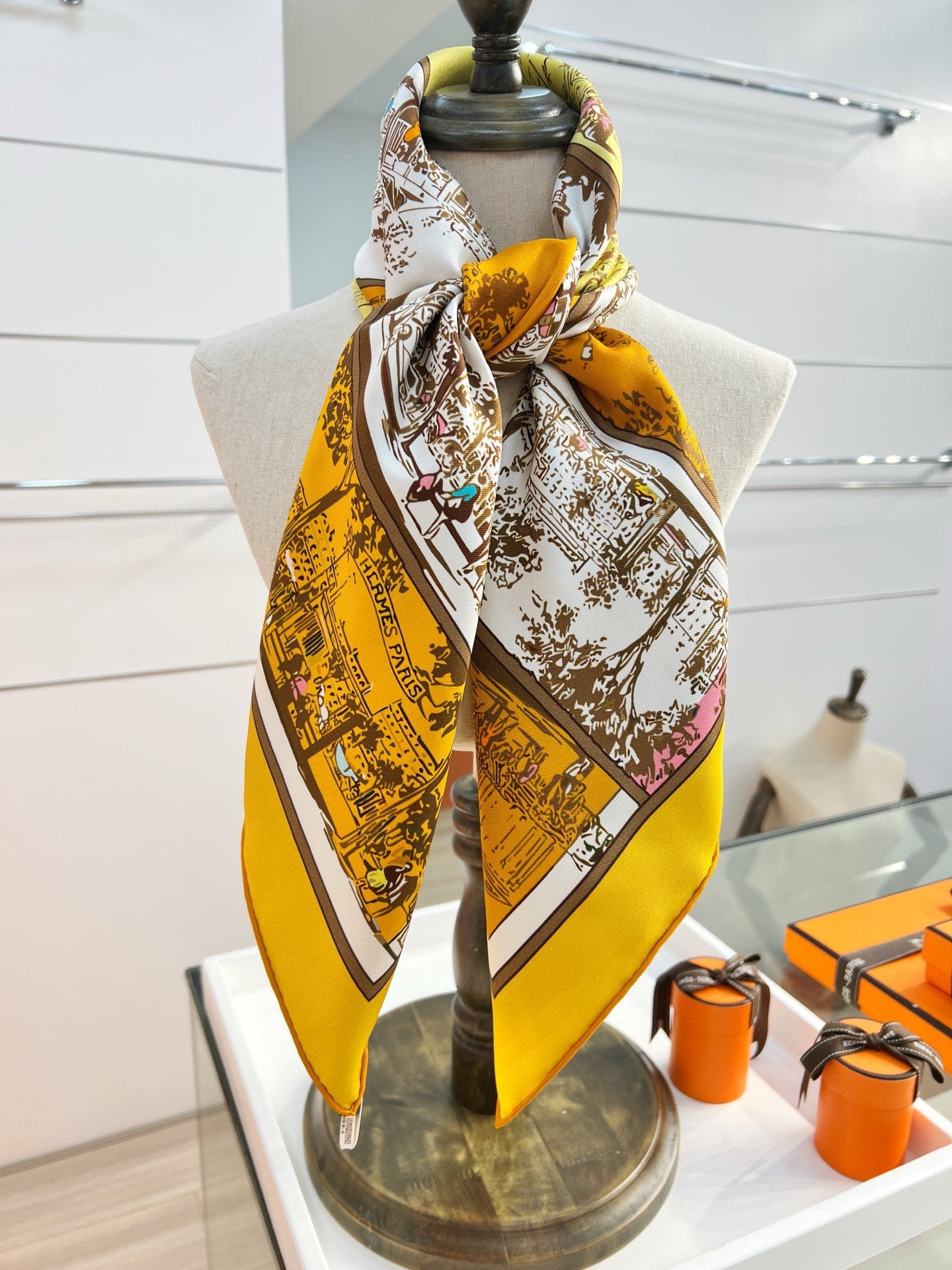 HM 26s Knitting Scarf 90 Yellow Brown Colorful Mulberry Silk 147544