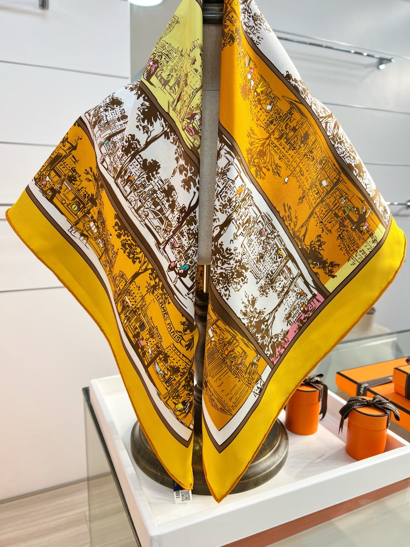 HM 26s Knitting Scarf 90 Yellow Brown Colorful Mulberry Silk 147544