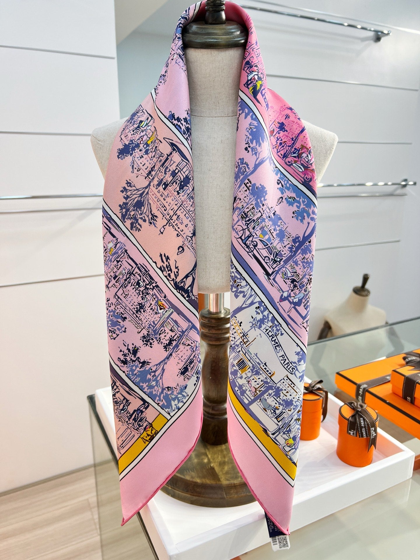 HM 26s Knitting Scarf 90 Pink Blue Colorful Mulberry Silk 147545