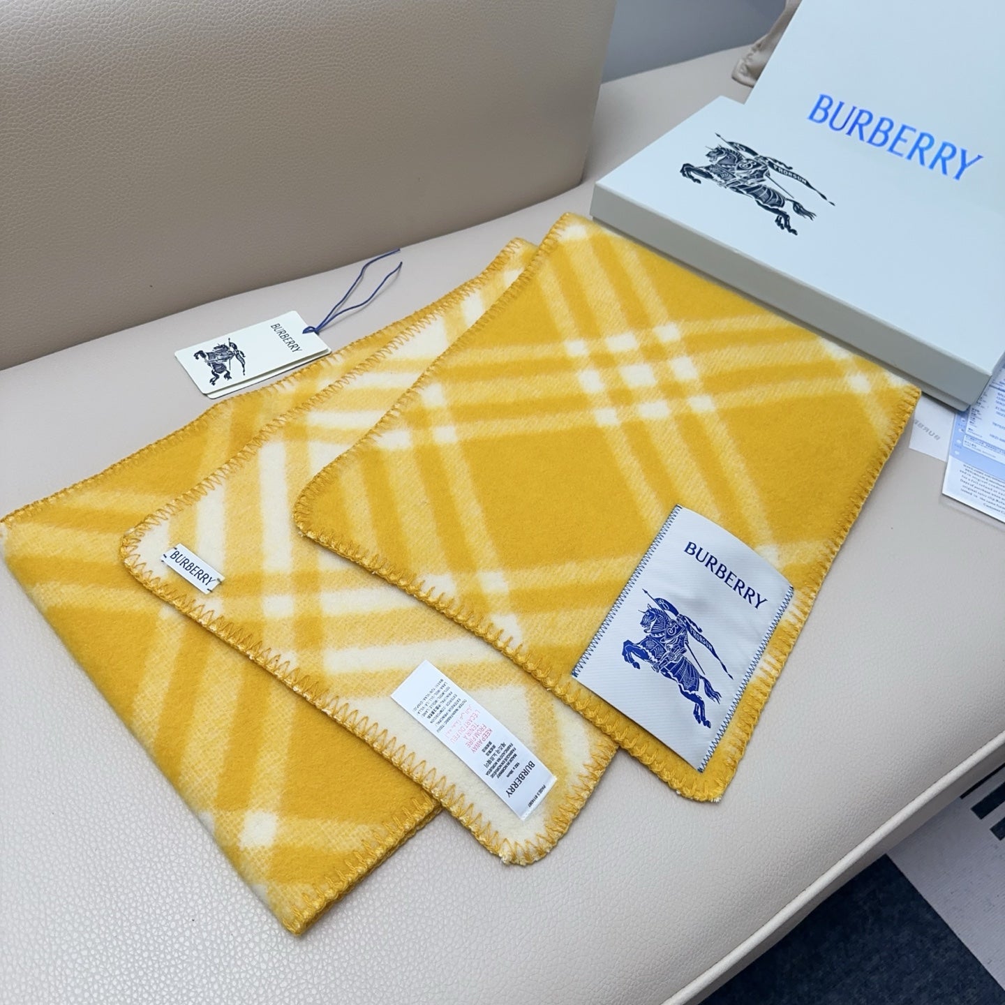 BBR Double-Sided Scarf 182CM Yellow Cashmere 293326