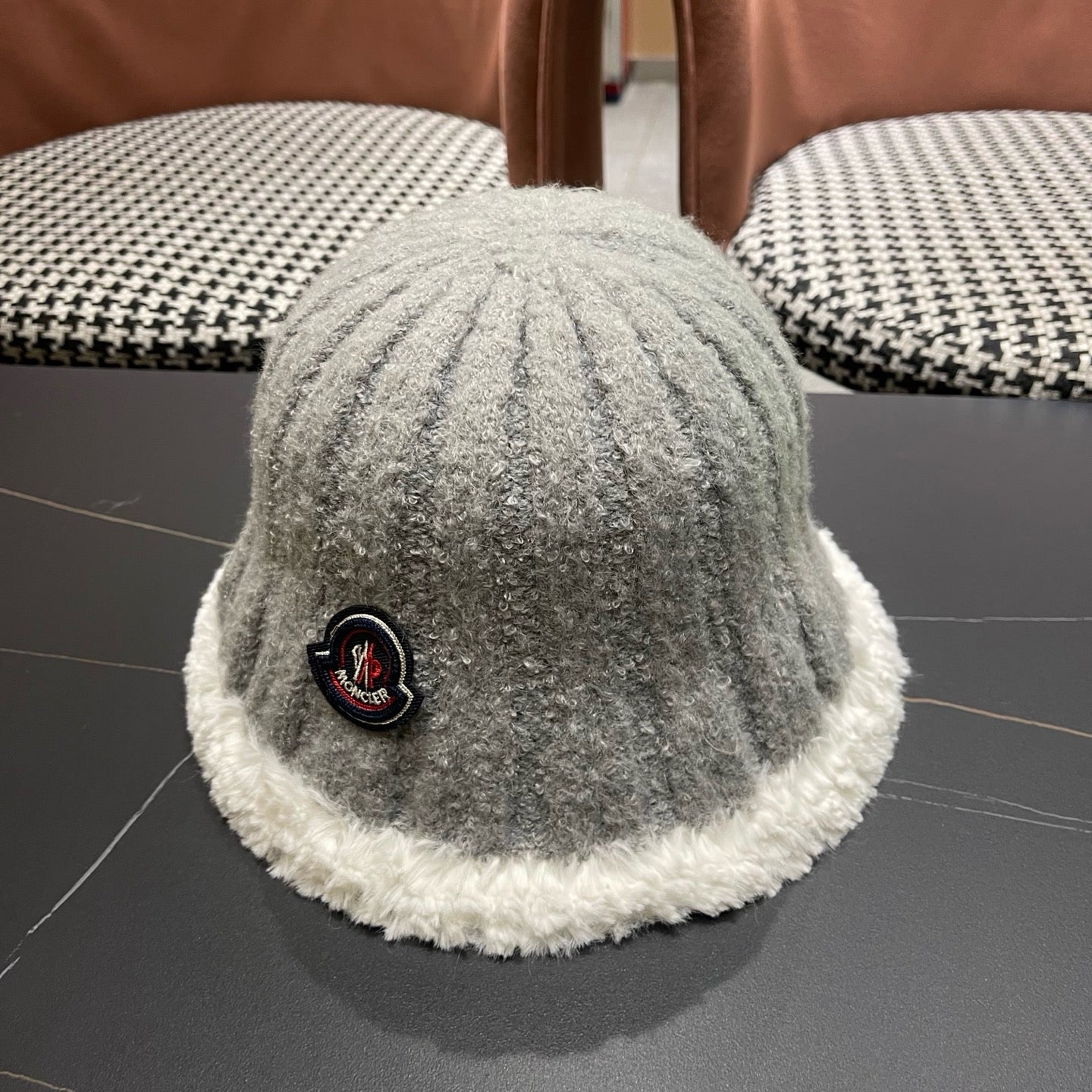Moncler Wool Bucket Hat 447707
