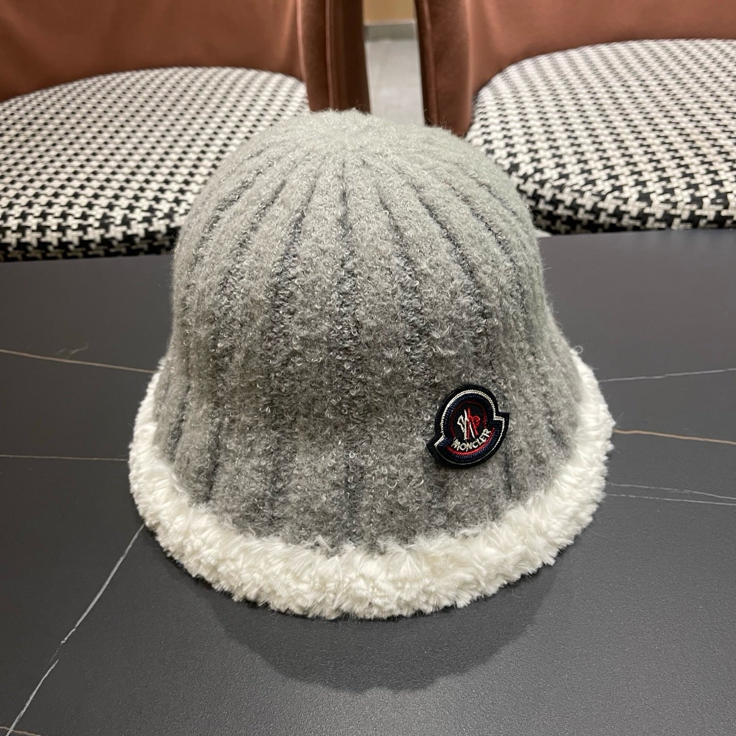 Moncler Wool Bucket Hat 447707