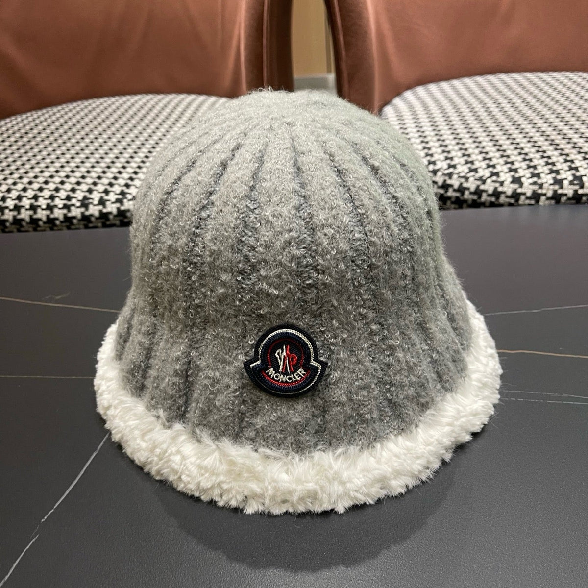 Moncler Wool Bucket Hat 447707