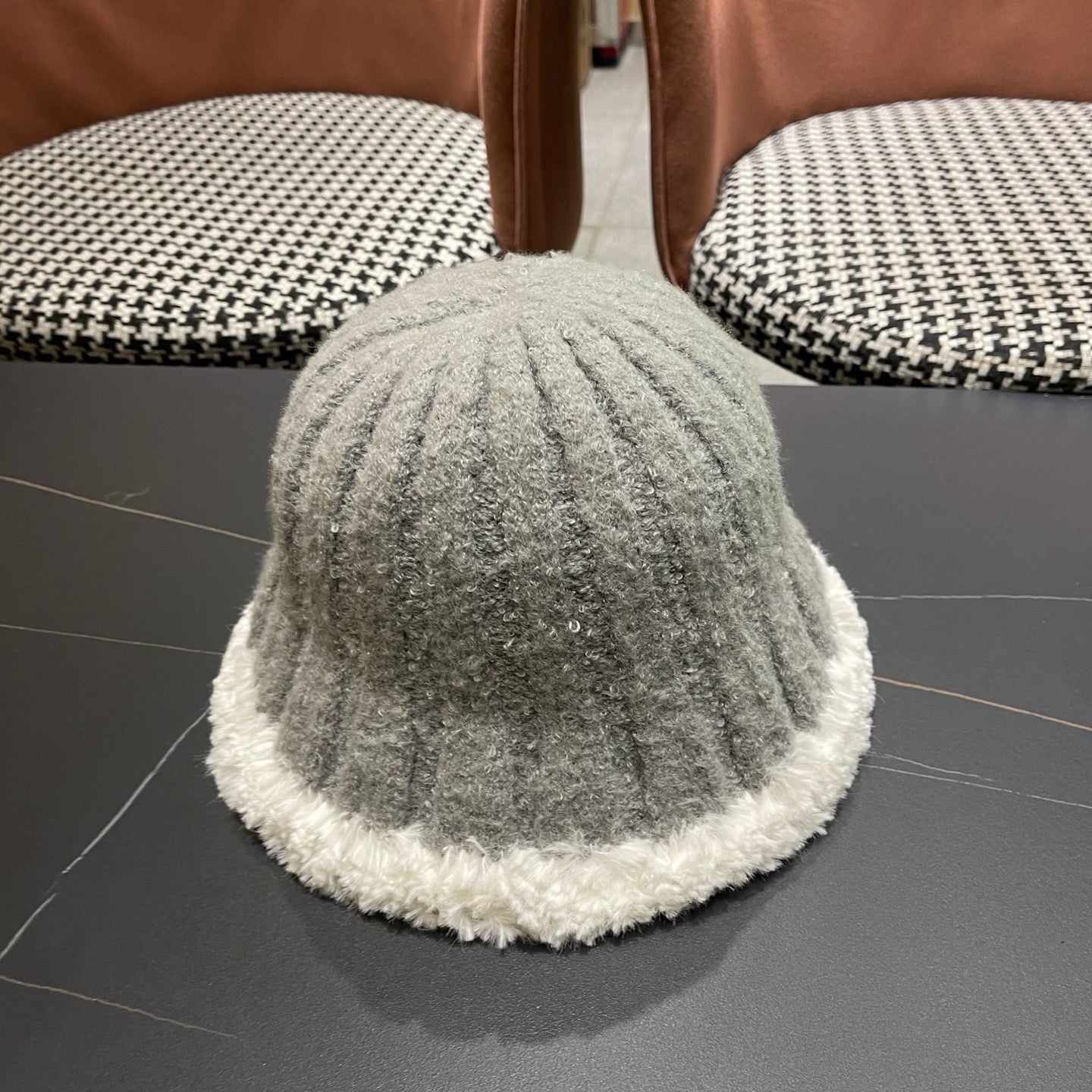 Moncler Wool Bucket Hat 447707
