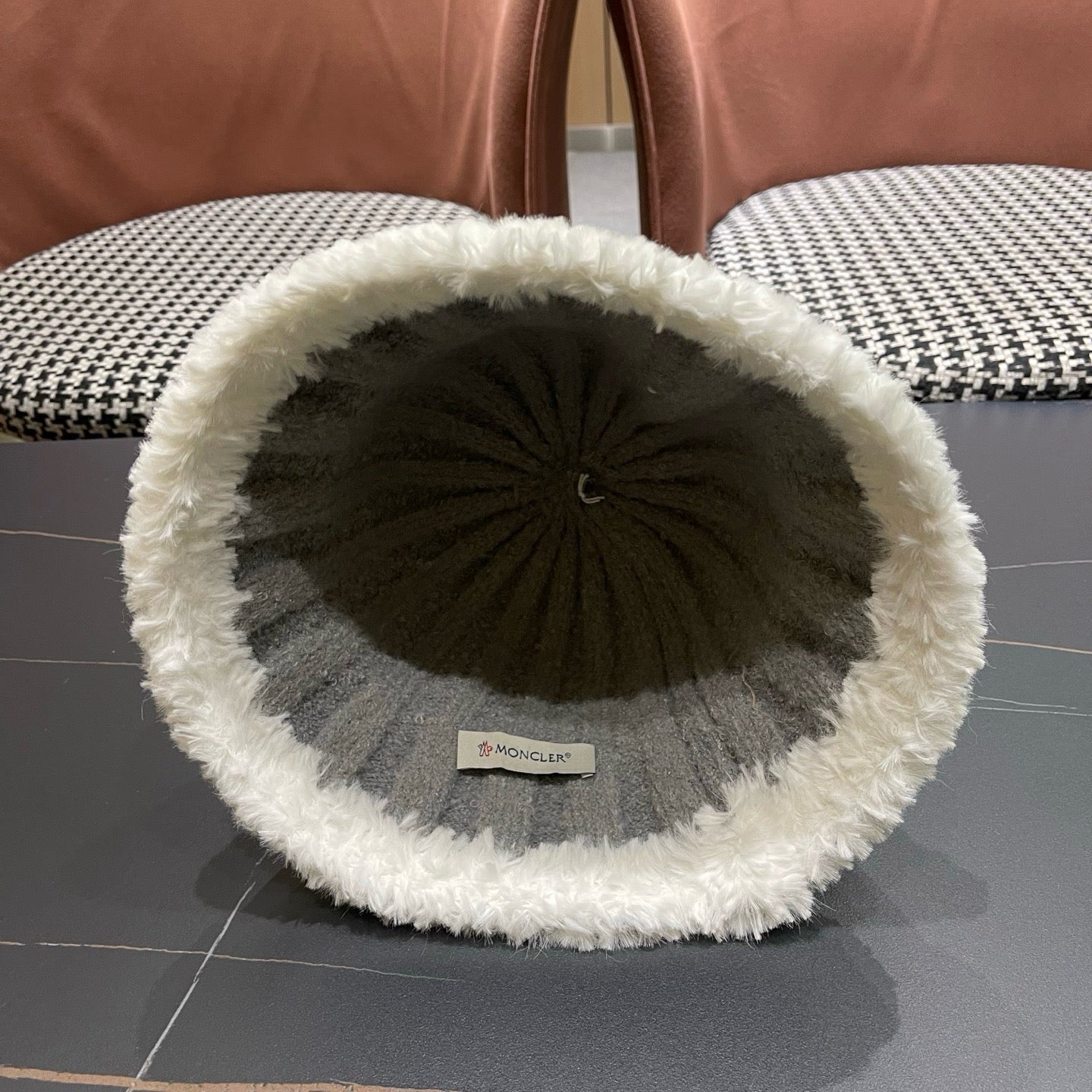 Moncler Wool Bucket Hat 447707