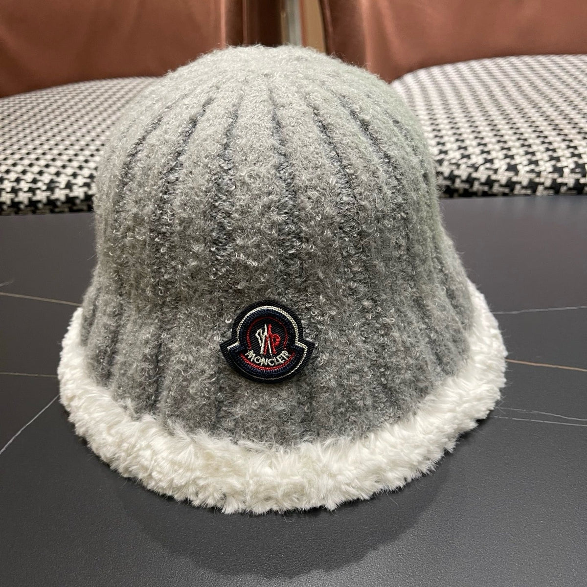Moncler Wool Bucket Hat 447707
