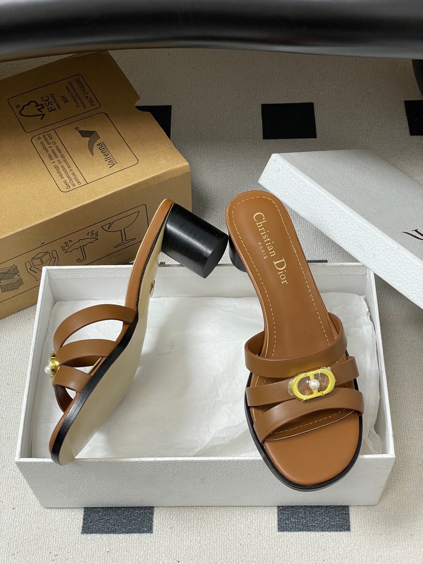 CD 26 Chunky Heel Sandals 50 Tan Leather 593523