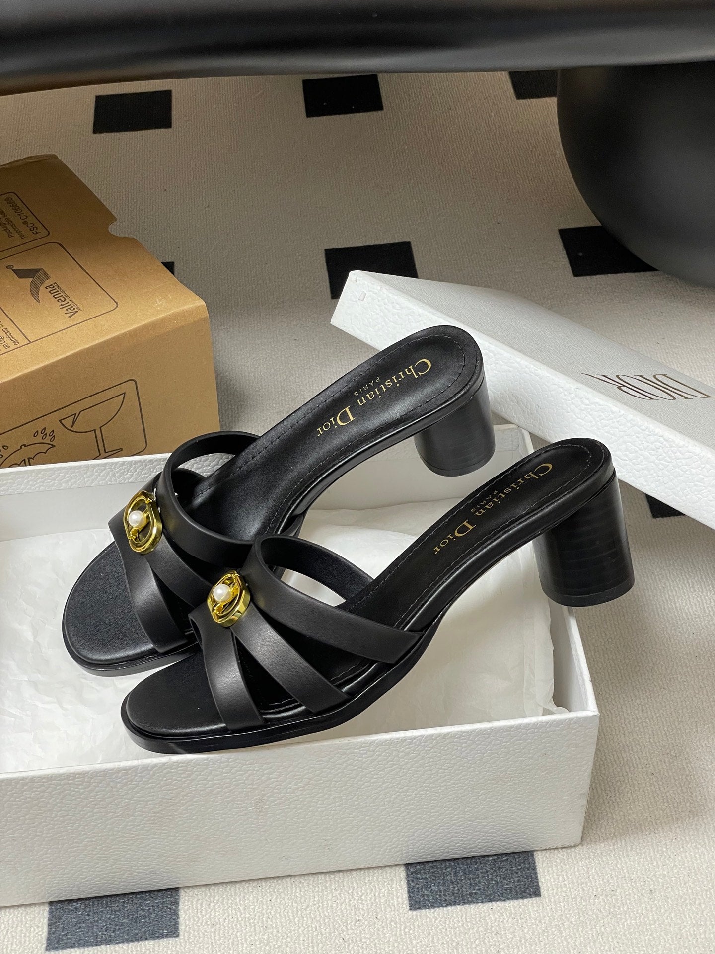 CD 26 Chunky Heel Sandals 50 Black Leather 593526