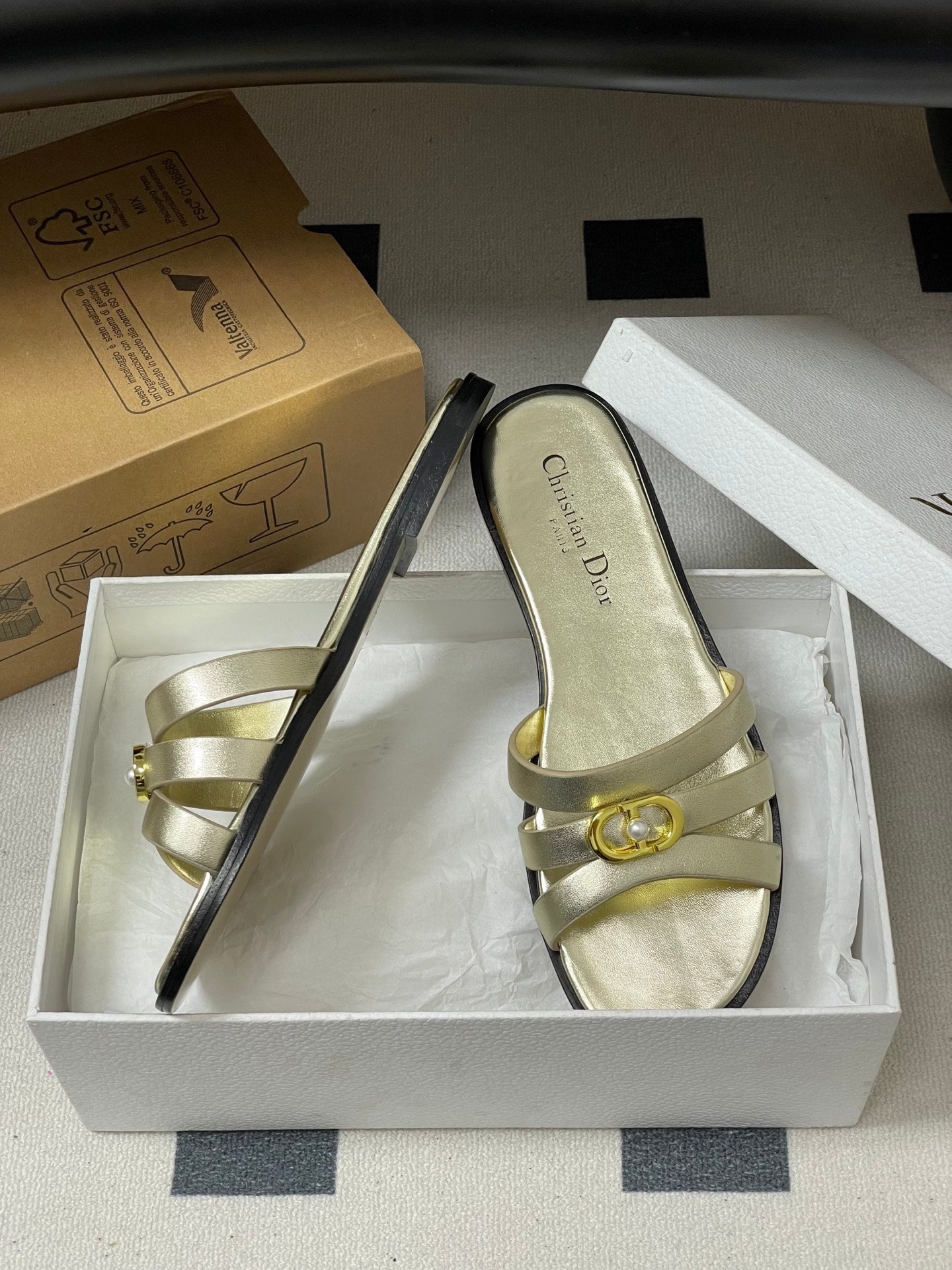 CD 26 Chunky Heel Sandals Metallic Gold Leather 593528