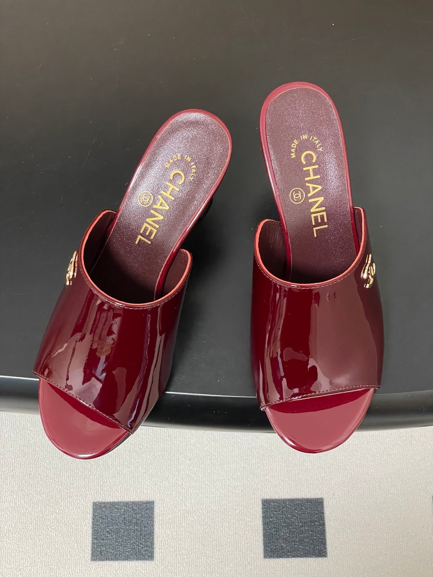 CC 26 Sandal Burgundy Patent Leather 593319