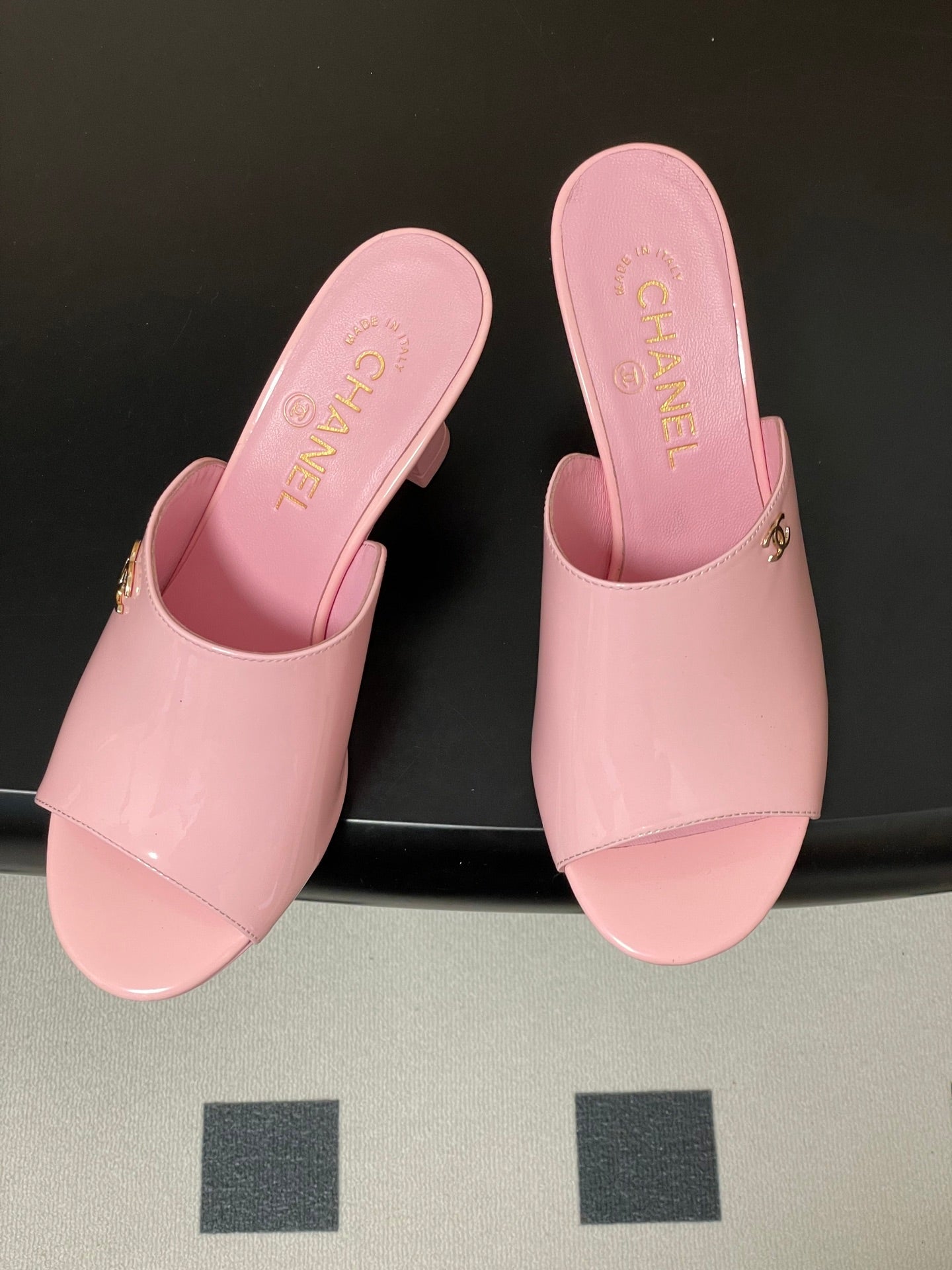 CC 26 Sandal Pink Patent Leather 593320