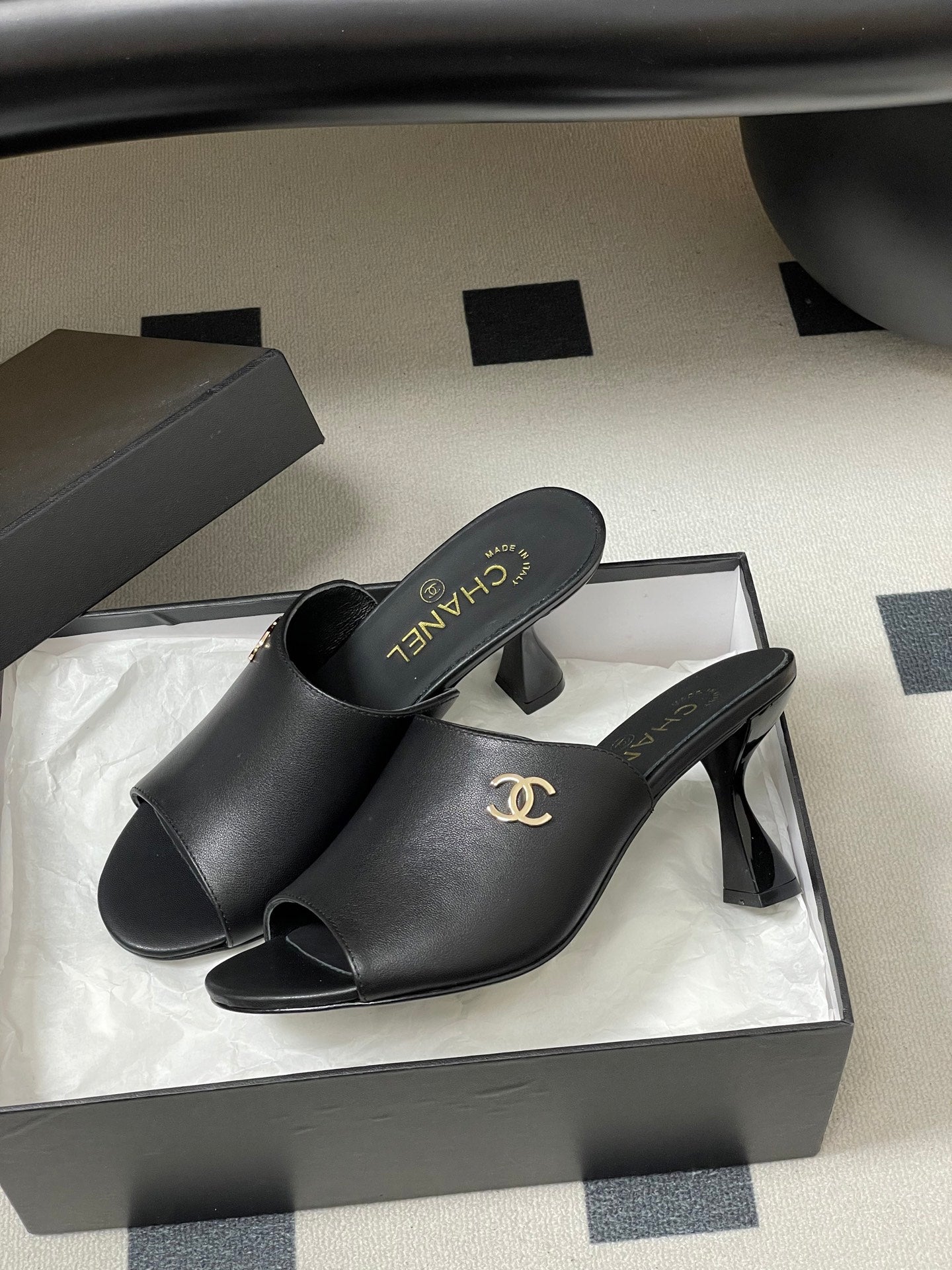 CC 26 Sandal Black Lambskin 593324