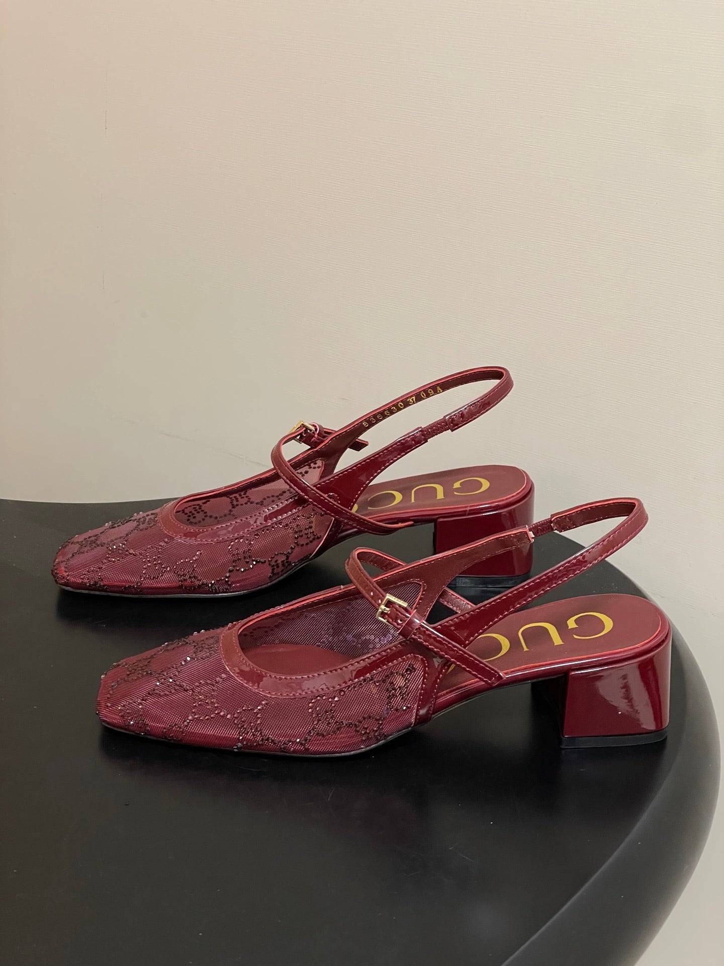 GG 26ss Crystal Rhinestone Mary Jane Red Mesh Fabric 593509