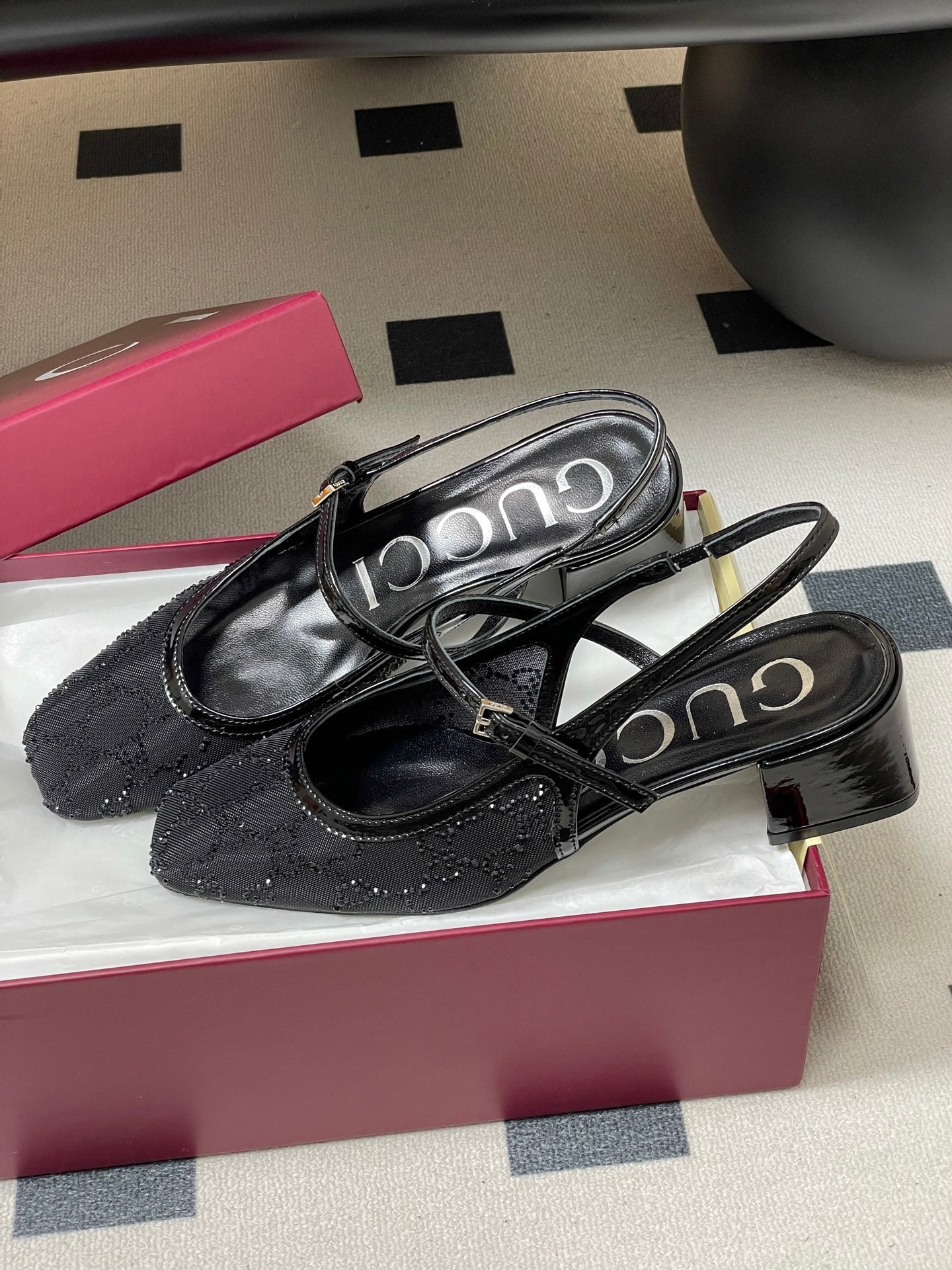 GG 26ss Crystal Rhinestone Mary Jane Black Mesh Fabric 593511