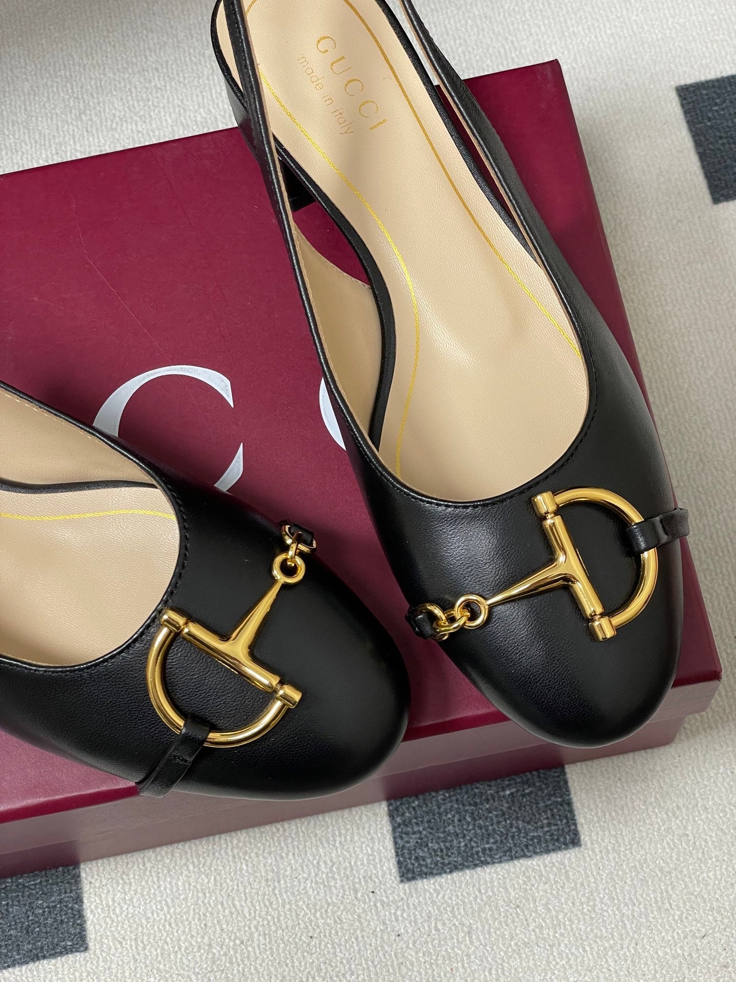 GG 26ss Big D Half HorseBit Mary Jane Black Cowhide 593508