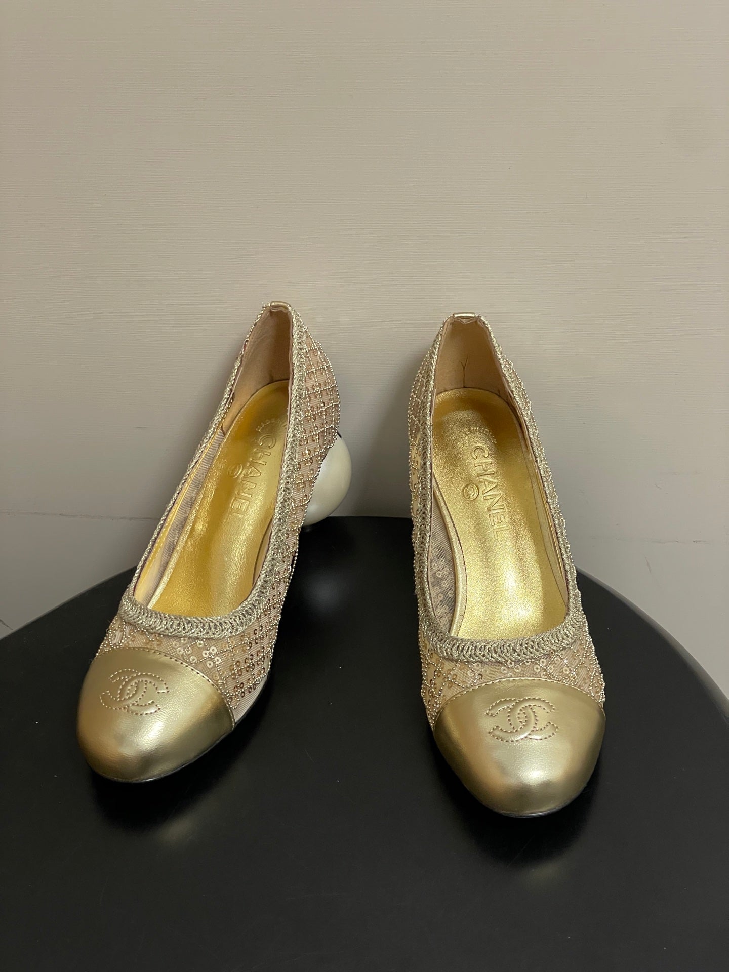 CC 26 Beaded Sequin Pump With Double C Pearl Heel Gold Mesh Leather 593159