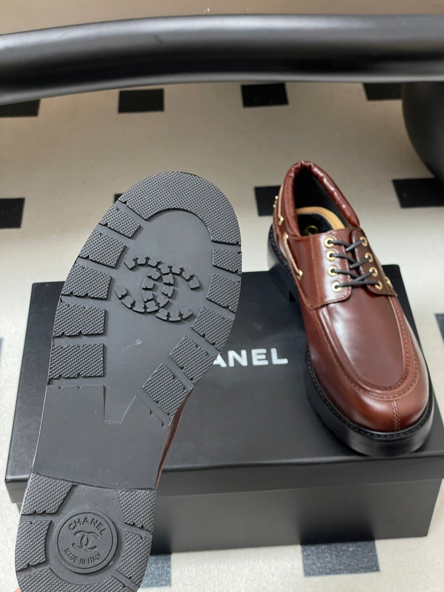 CC 26 Lace-Up Loafer Brown Sheepskin 594248