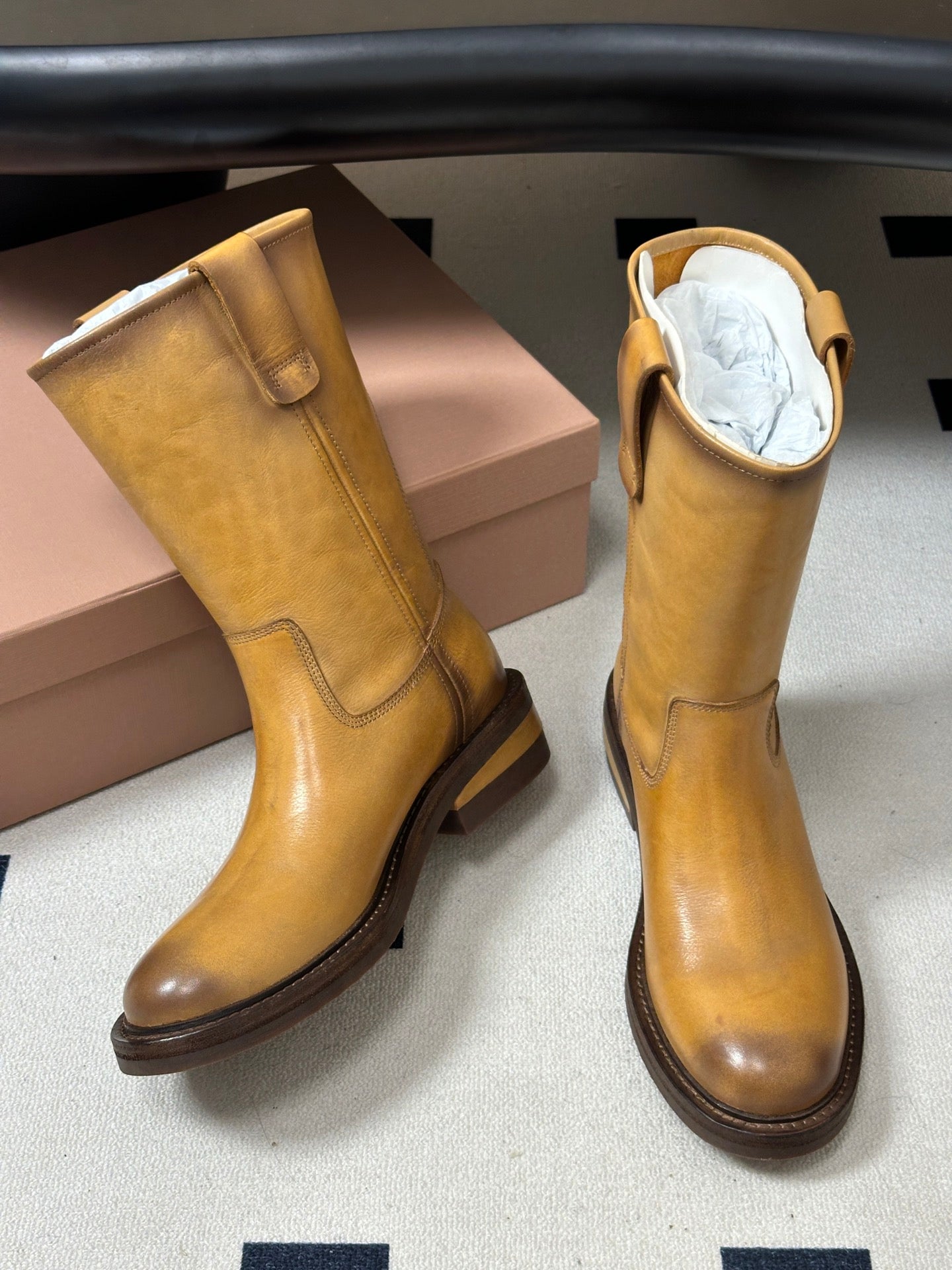 Miu Miu 2026 Foule Mid-Calf Boots Cowhide 994108